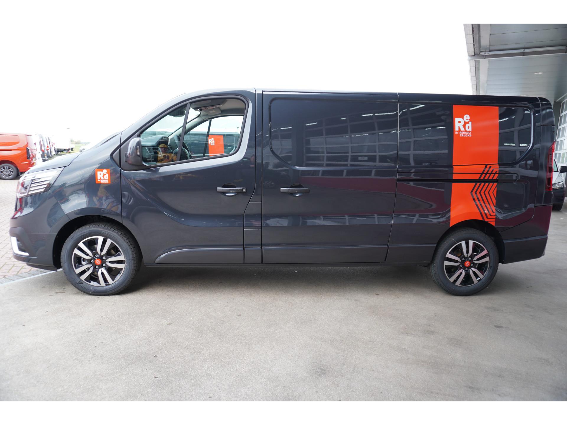 Foto 8 van Renault 2.0 Blue dCi 170pk T30 L2H1 Red Edition Exclusive Automaat Schuifdeur L / R