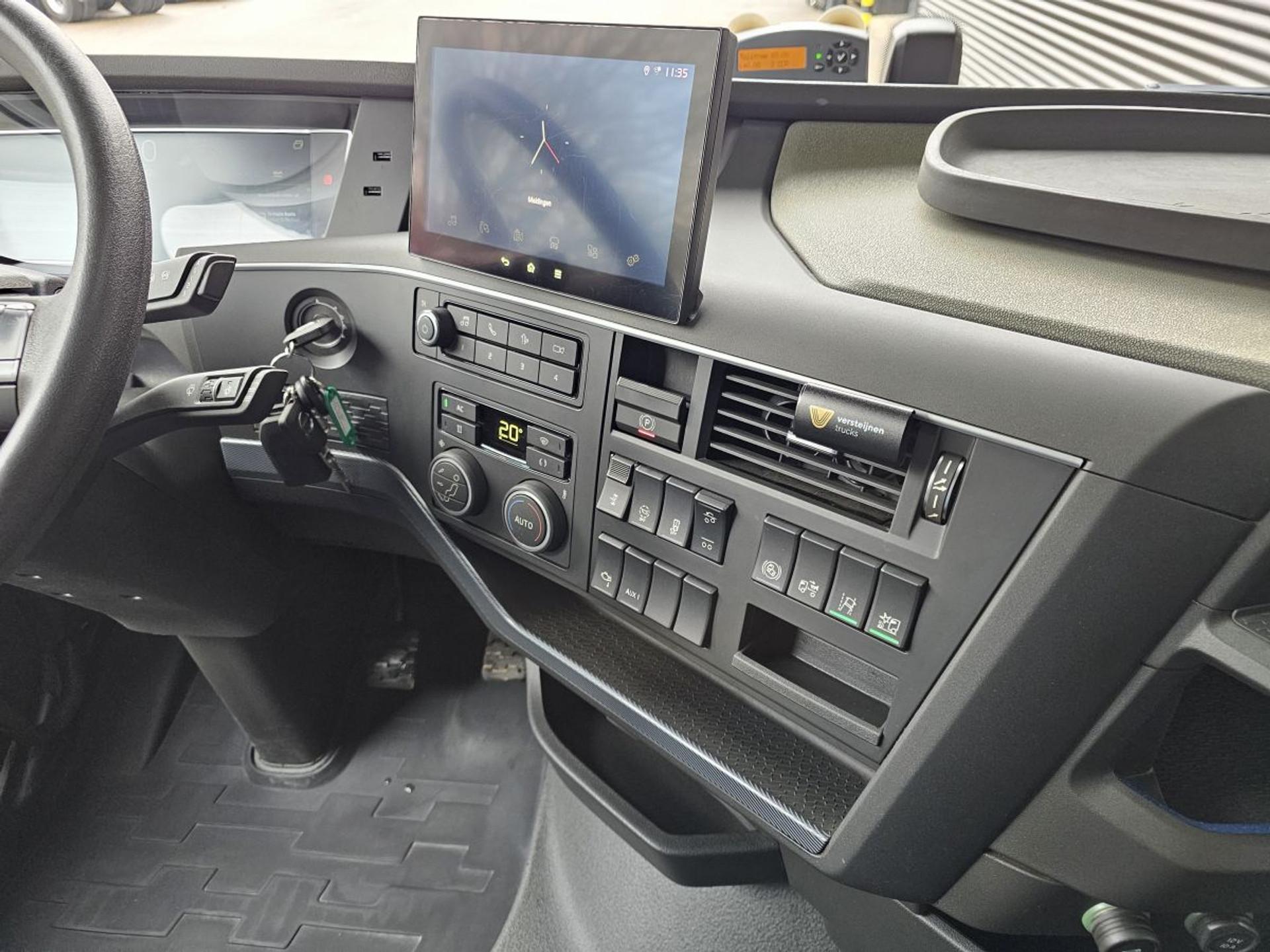 Foto 13 van Volvo FH 500 6x2 / BOOGIE / FULL AIR / PTO / BELGIAN TRUCK