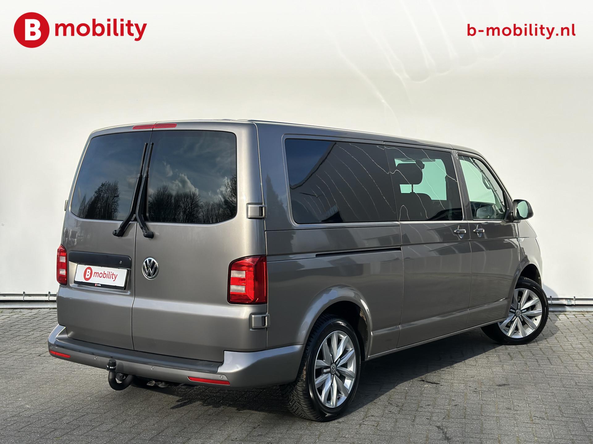 Foto 5 van Volkswagen Transporter 2.0 TDI L2H1 141PK Highline Dubbele Cabine Automaat