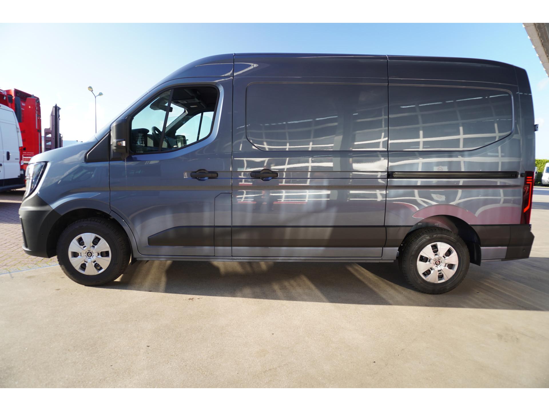 Foto 8 van Renault T35 2.0 dCi 170PK L2H2 Extra Schuifdeur L / R