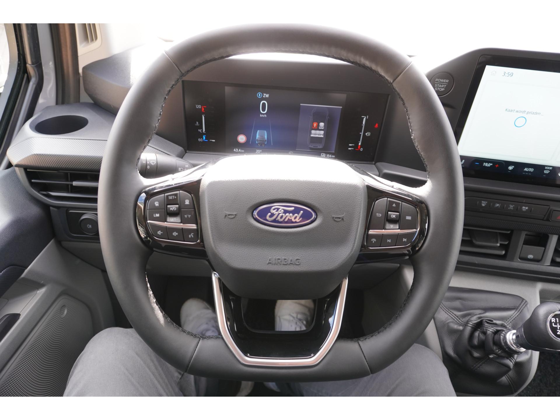 Foto 16 van Ford 320L 2.0 TDCI 136PK L2H1 Trail DubbelCabine Schuifdeur L/R
