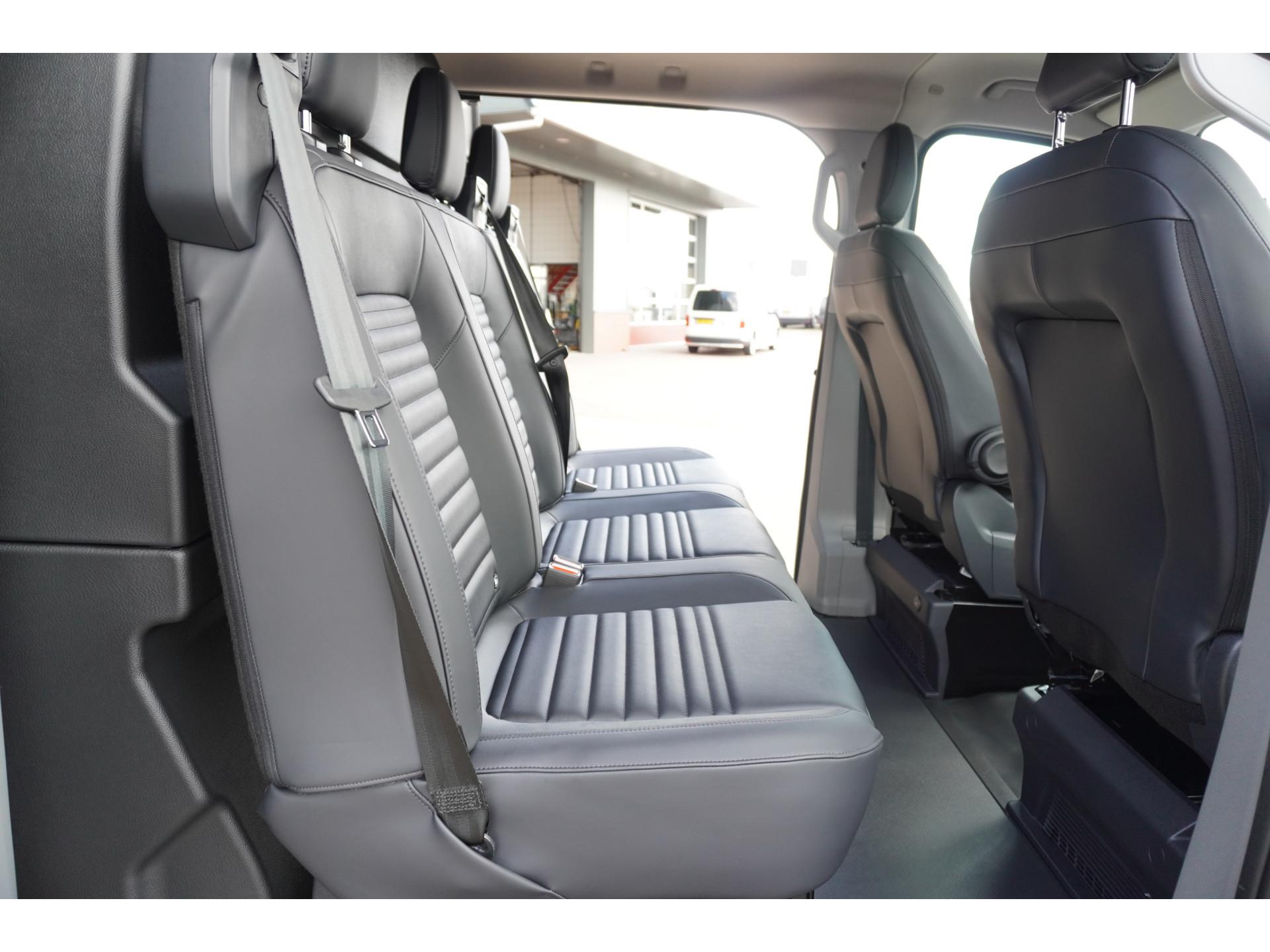 Foto 20 van Ford 320L 2.0 TDCI 136PK L2H1 Trail DubbelCabine Schuifdeur L/R