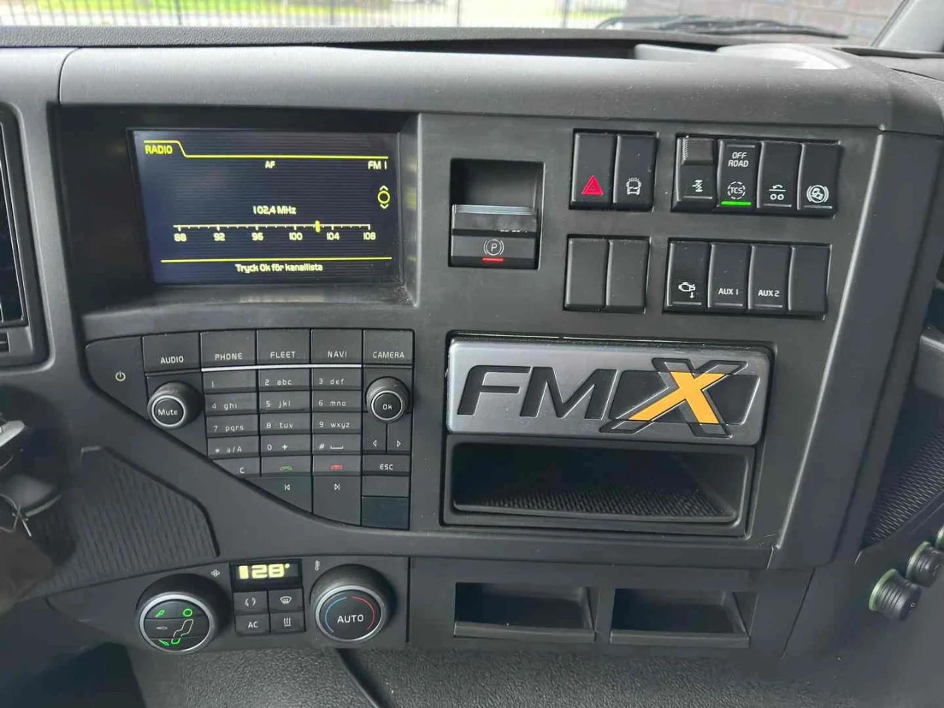 Foto 31 van Volvo FMX 540 8X4 + FALKOM FAW 25000 BERGINGSWAGEN/ABSCHLEPPWAGEN/RECOVERY TRUCK/DEPPANNAGE