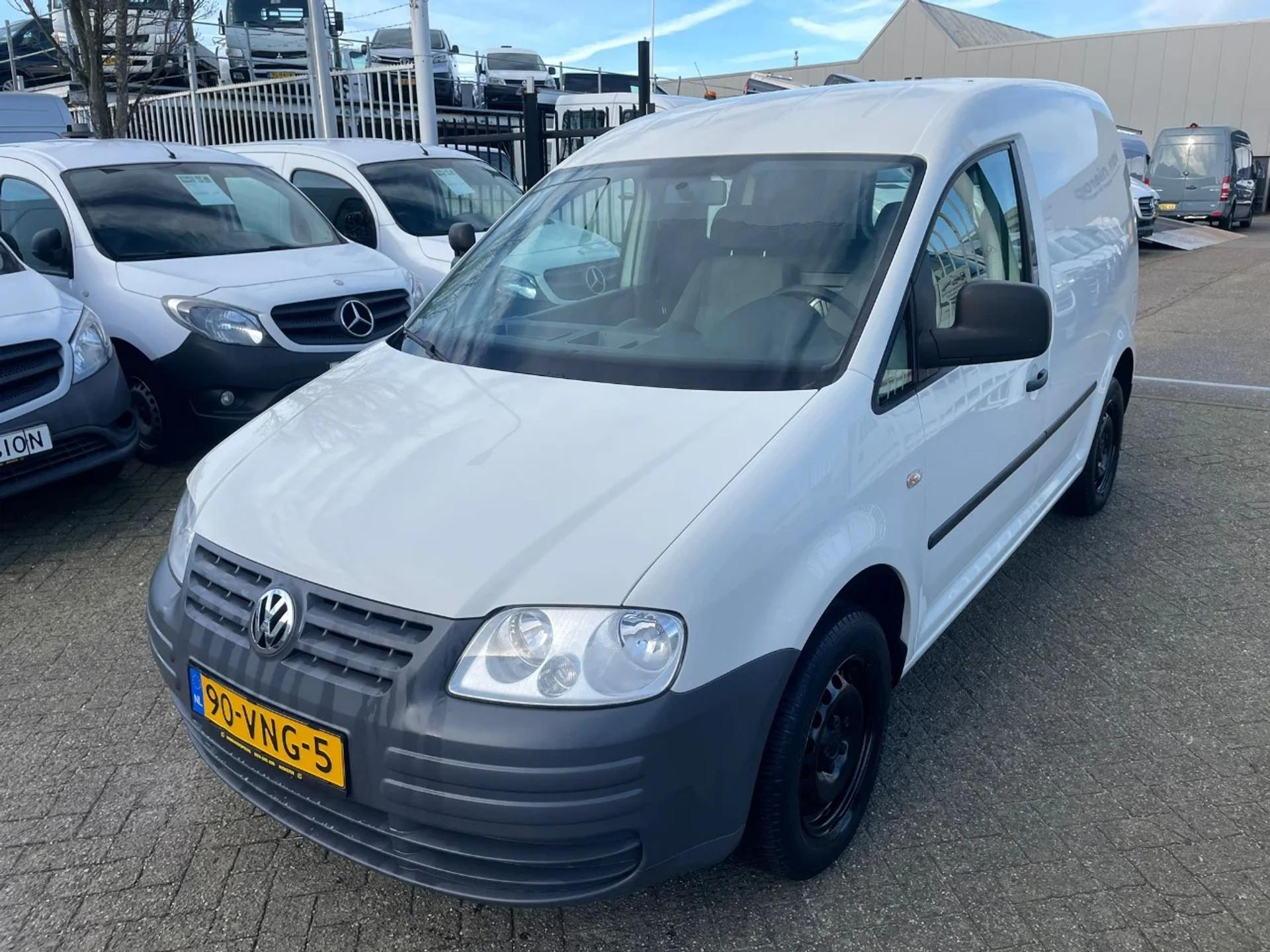 Foto 2 van Volkswagen Caddy benzine electr. raam 95.000km