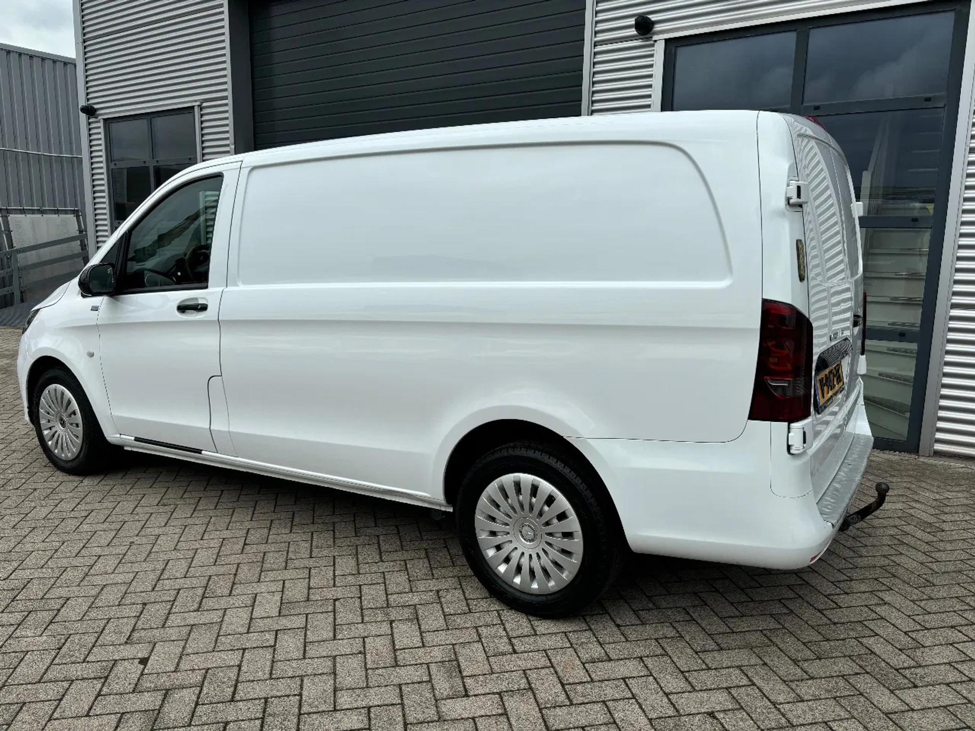 Foto 6 van Mercedes-Benz 119CDI L2H1 Automaat Airco Navi Cruisecontrol Trekhaak