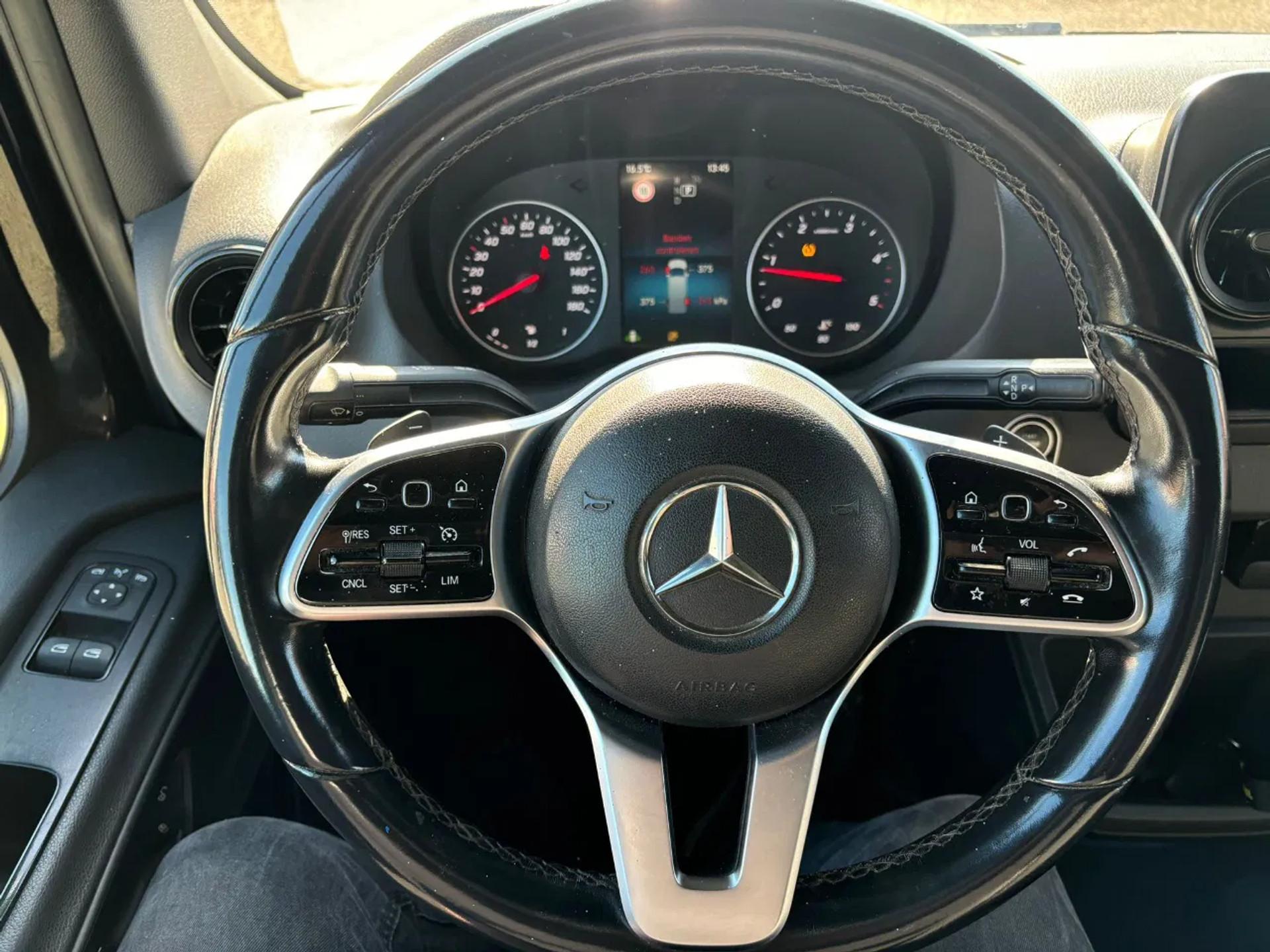 Foto 8 van Mercedes-Benz 316CDI L2H1 Automaat Airco Navi Cruisecontrol 3500KG Trekhaak