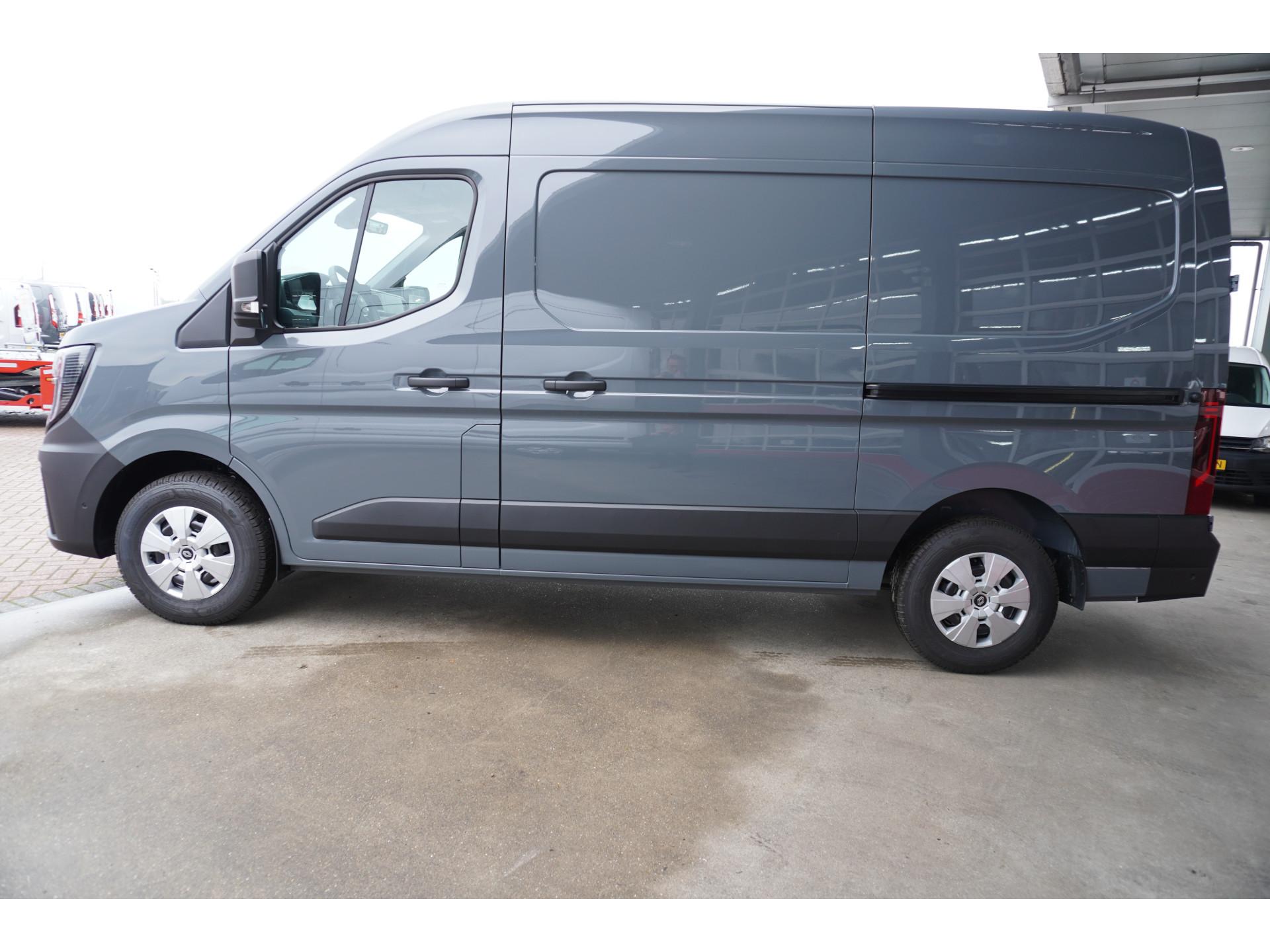 Foto 7 van Renault T35 2.0 dCi 170PK L2H2 Extra Schuifdeur L / R