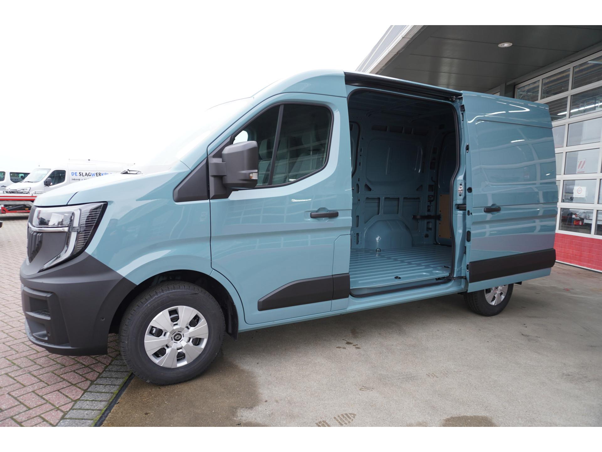 Foto 9 van Renault T35 2.0 dCi 170PK L2H2 Extra Schuifdeur L / R