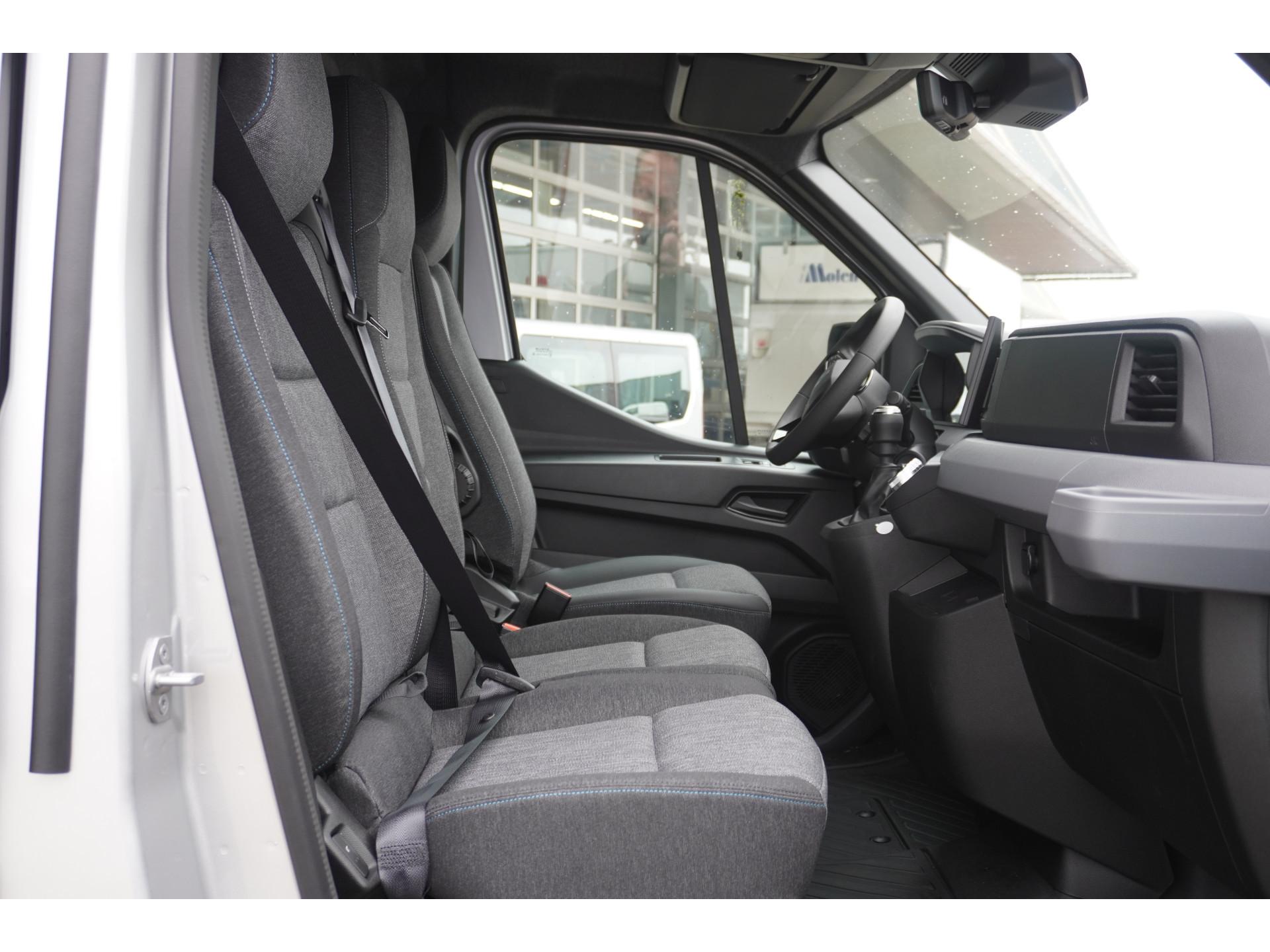 Foto 13 van Renault T35 2.0 dCi 170PK L2H2 Extra Schuifdeur L / R