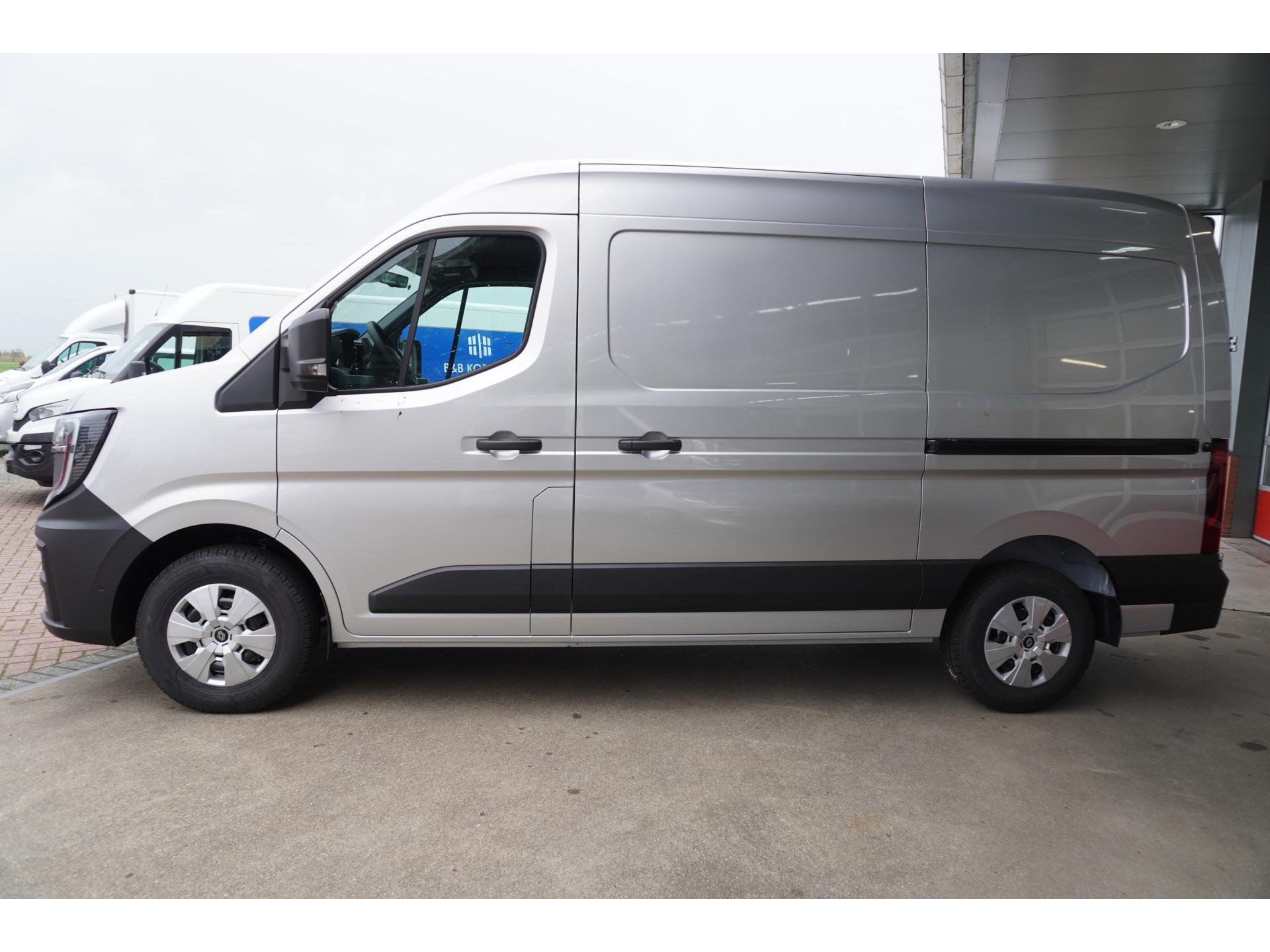 Foto 8 van Renault T35 2.0 dCi 170PK L2H2 Extra Schuifdeur L / R