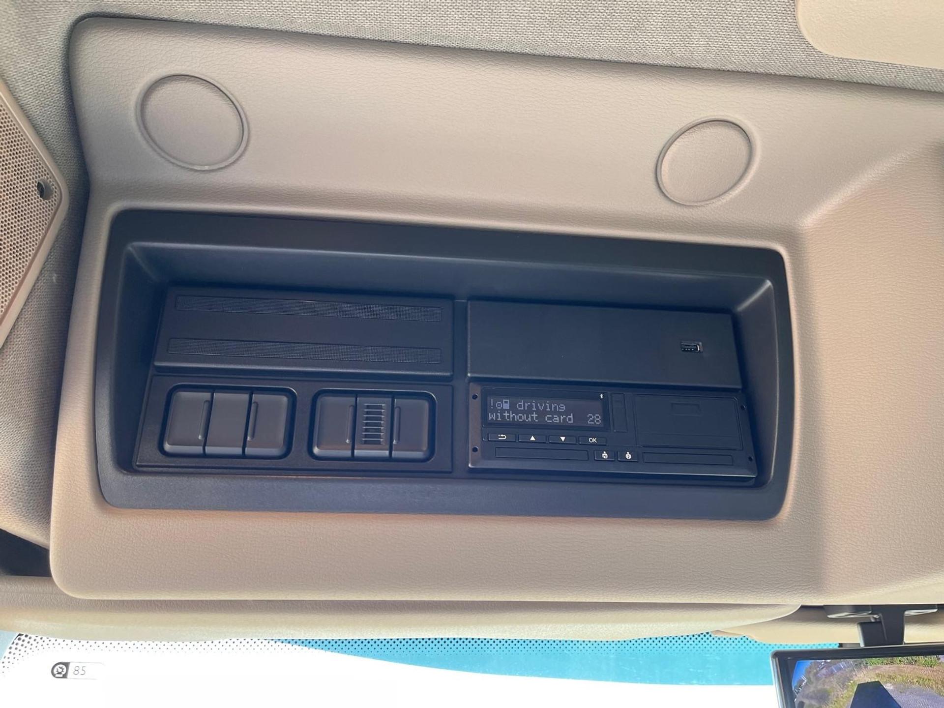 Foto 18 van DAF XB 260 FA ACC Bakwagen