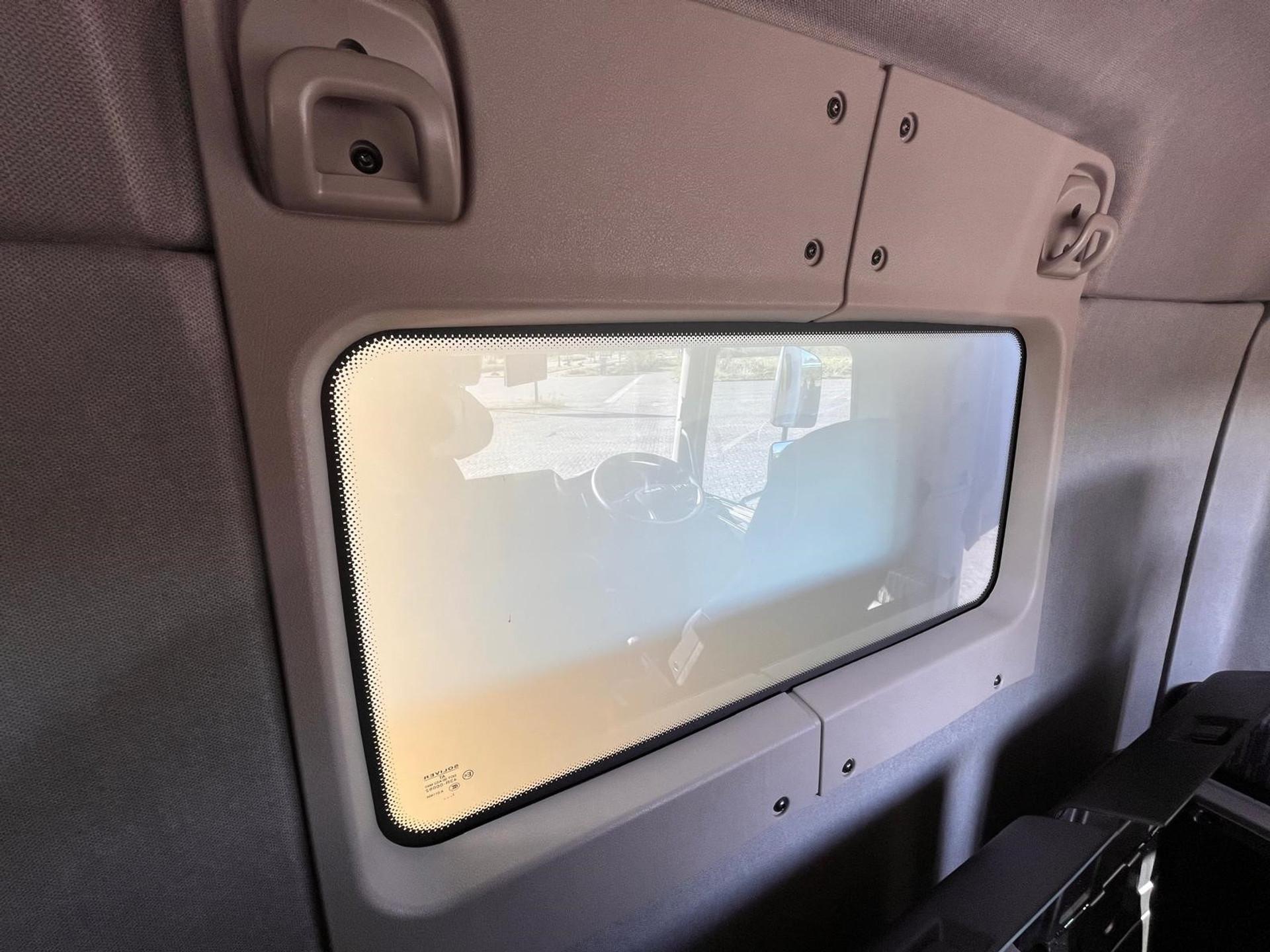 Foto 19 van DAF XB 260 FA ACC Bakwagen