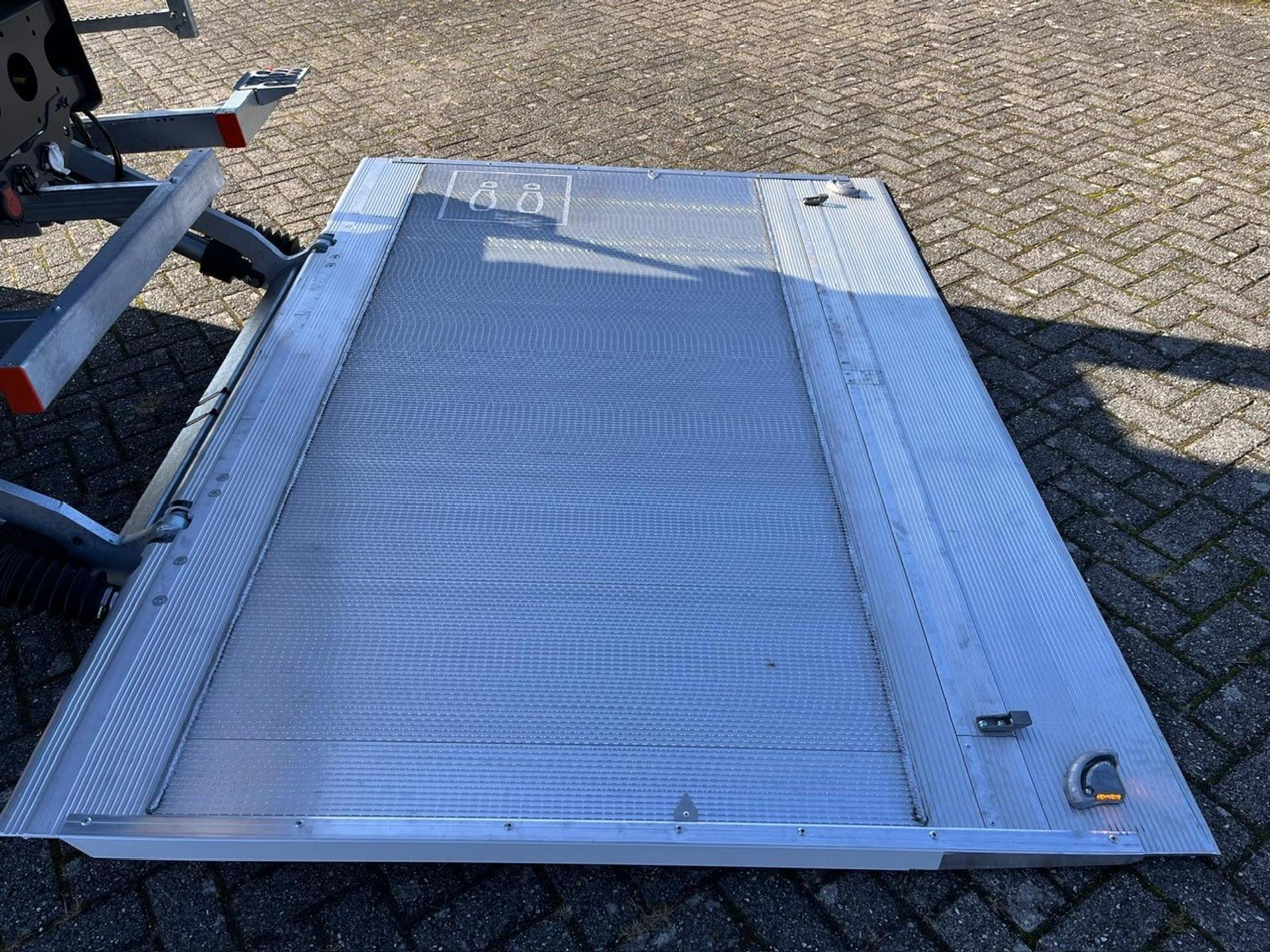 Foto 6 van DAF XB 260 FA ACC Bakwagen