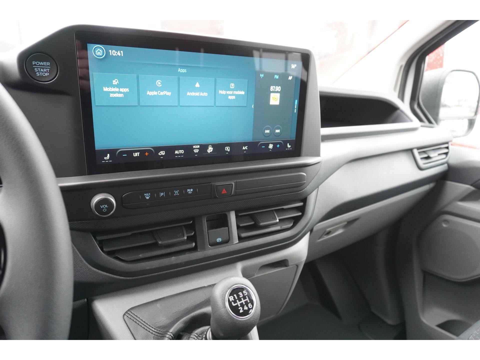 Foto 15 van Ford 320L 2.0 TDCI 150PK L2H1 Trend Dubbelcabine