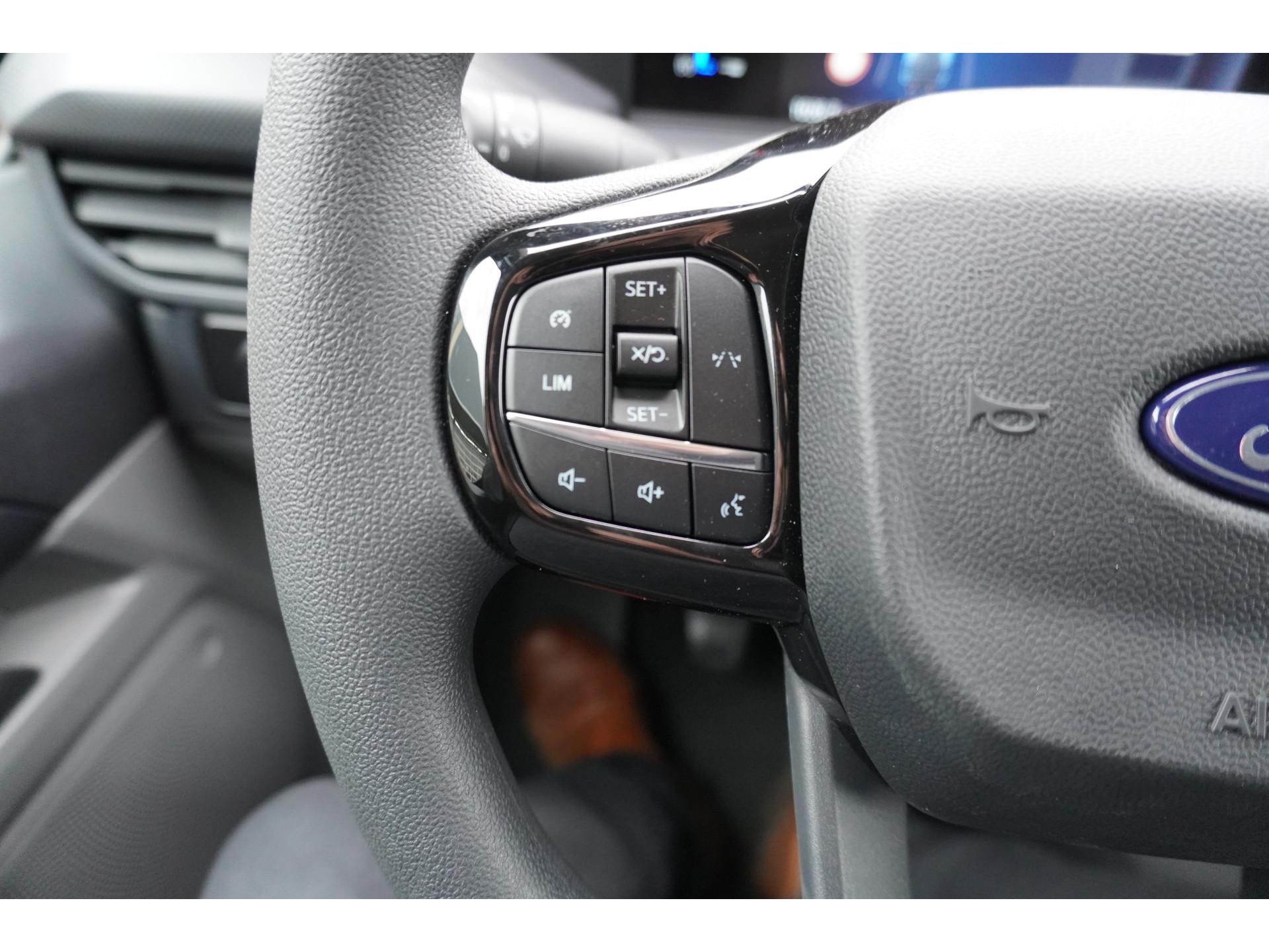Foto 17 van Ford 320L 2.0 TDCI 150PK L2H1 Trend Dubbelcabine