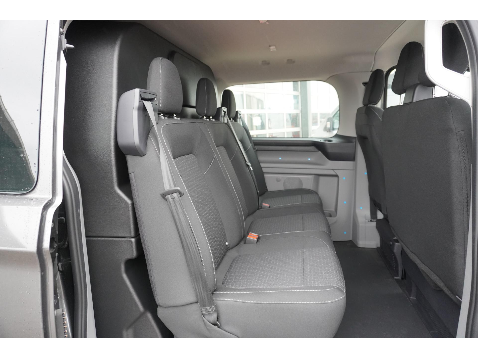 Foto 19 van Ford 320L 2.0 TDCI 150PK L2H1 Trend Dubbelcabine