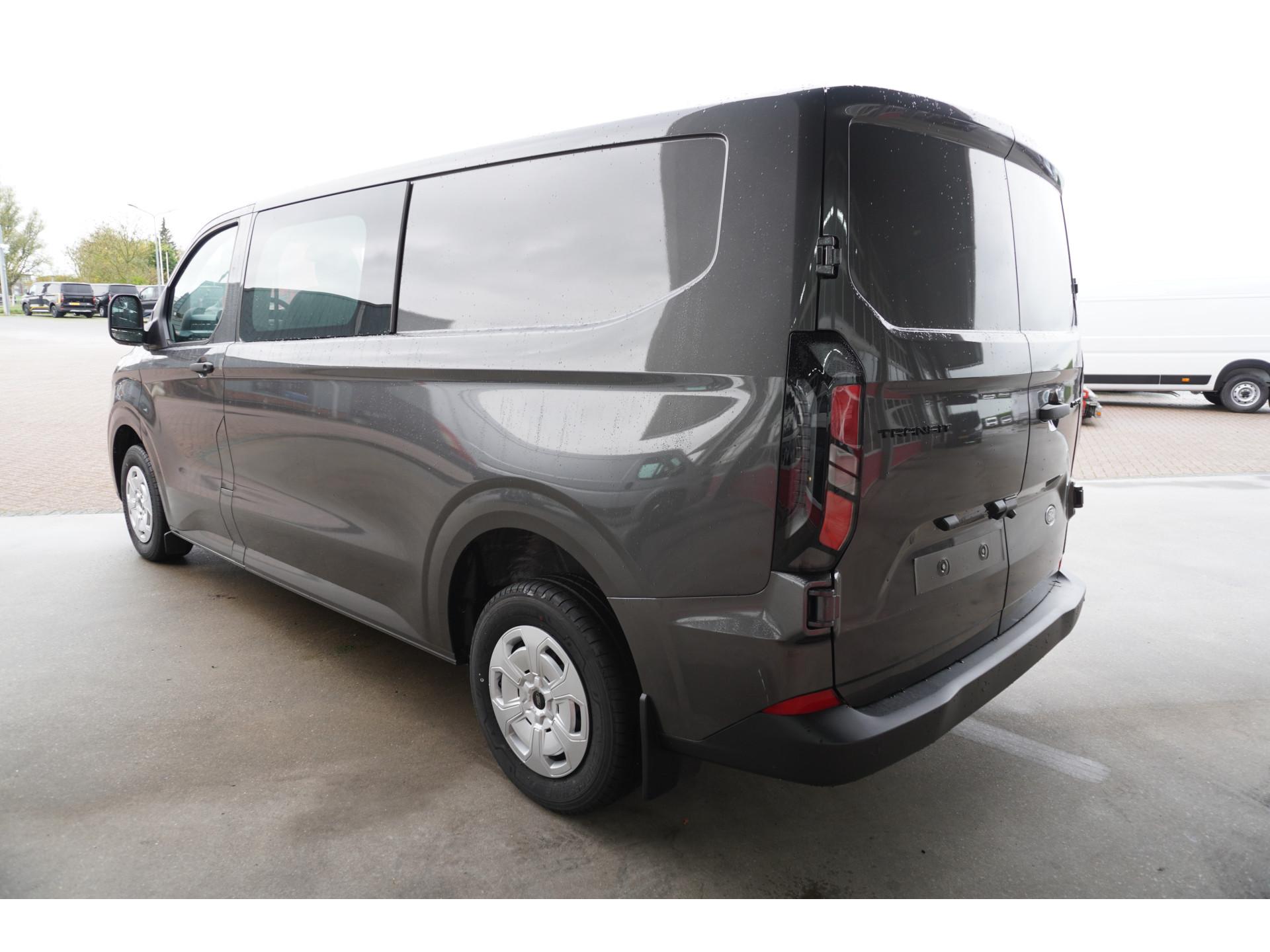 Foto 7 van Ford 320L 2.0 TDCI 150PK L2H1 Trend Dubbelcabine