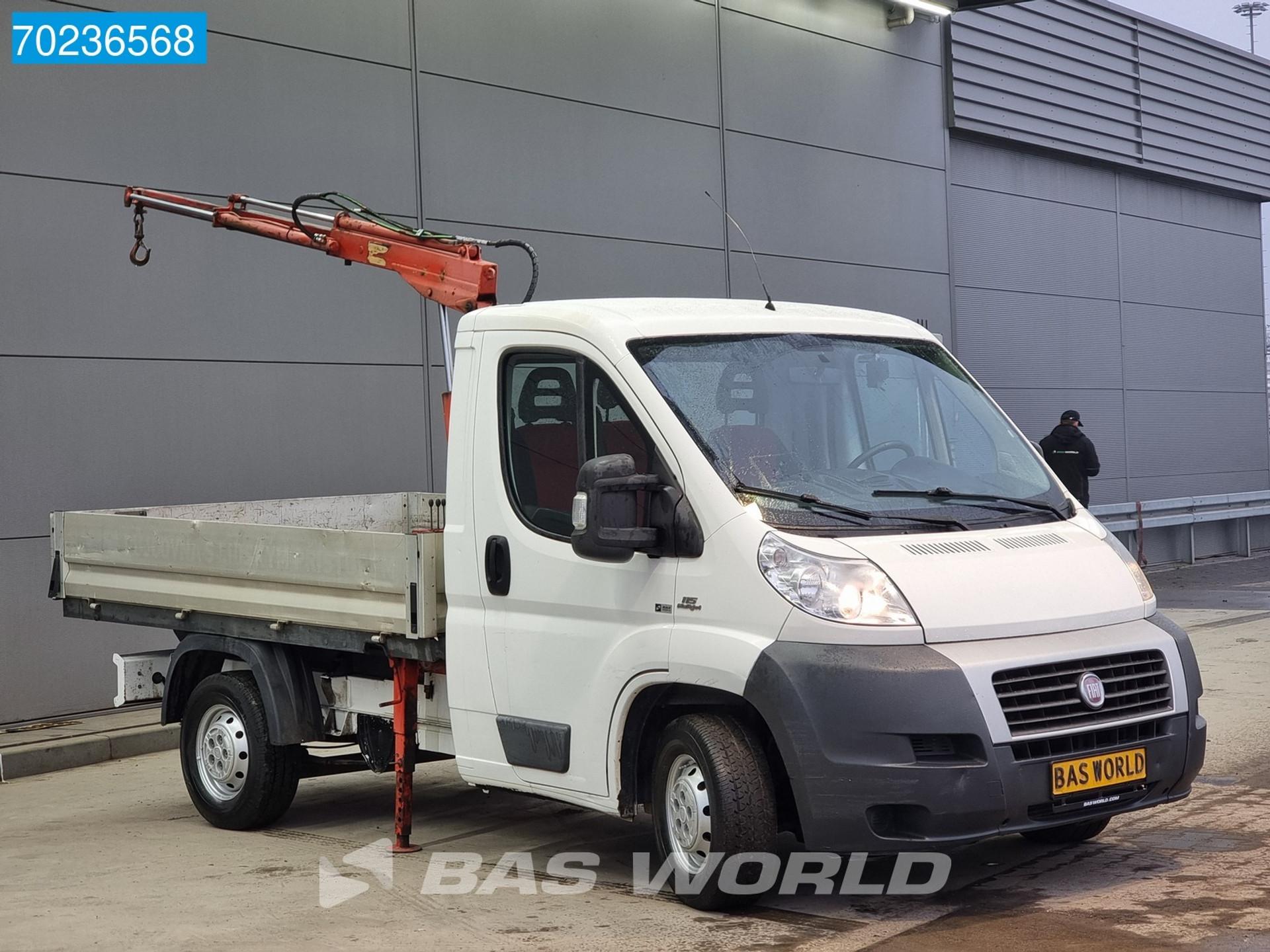 Foto 5 van Fiat Ducato 115PK Open laadbak met Kraan HMF202T2 Kranwagen Trekhaak Pickup Kraanwagen Trekhaak