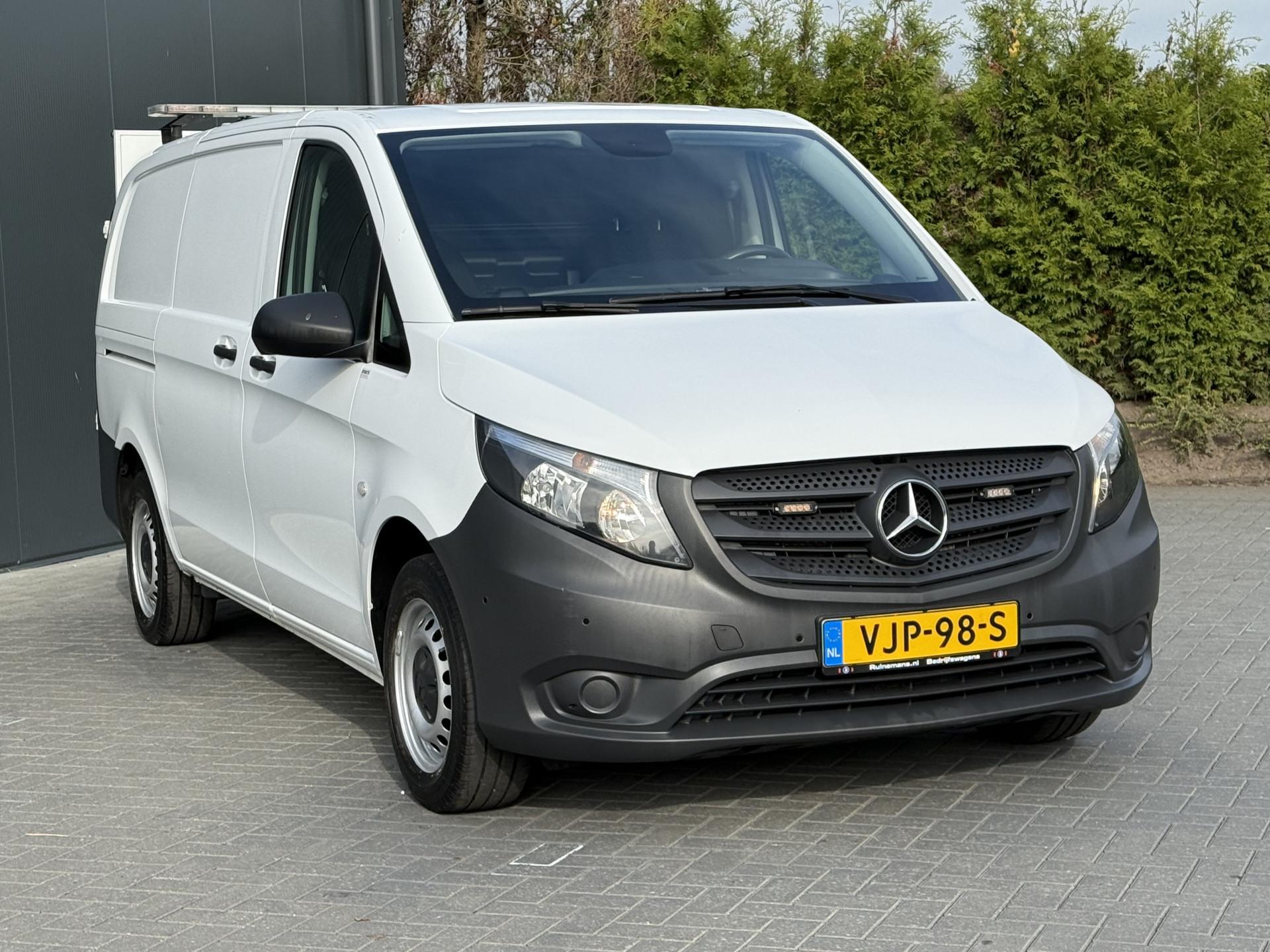 Foto 4 van Mercedes-Benz 116 CDI 164 PK / L2H1 / TREKHAAK / CAMERA / WERKVERKEER / ZWAAIBALK / ROLLSIGN / ACTIERAAM