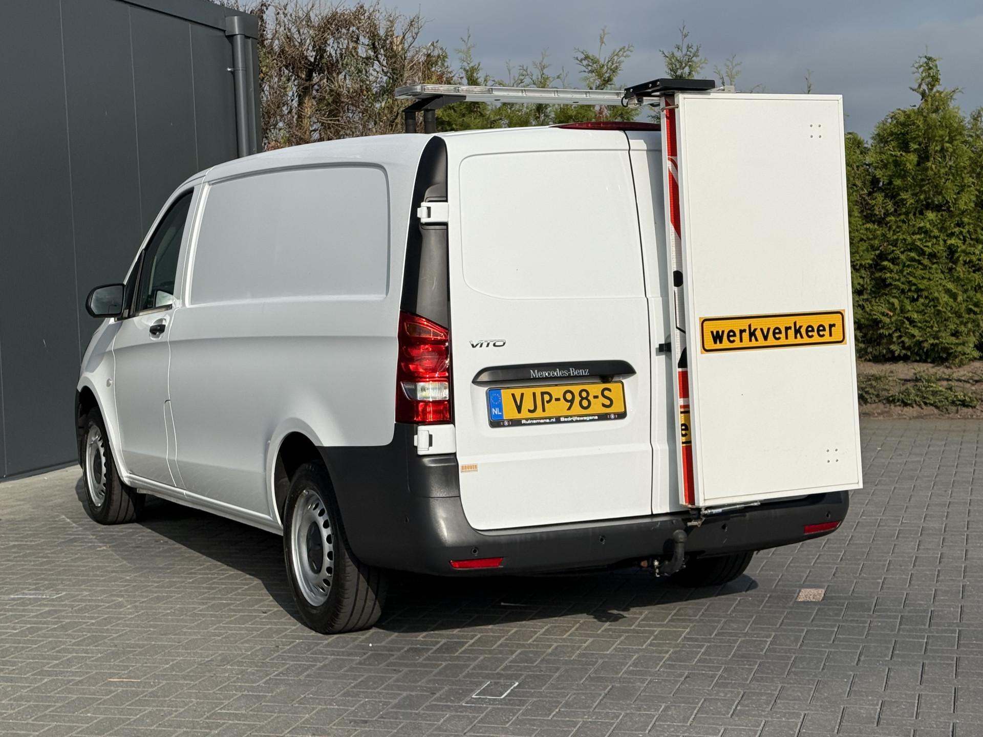 Foto 5 van Mercedes-Benz 116 CDI 164 PK / L2H1 / TREKHAAK / CAMERA / WERKVERKEER / ZWAAIBALK / ROLLSIGN / ACTIERAAM