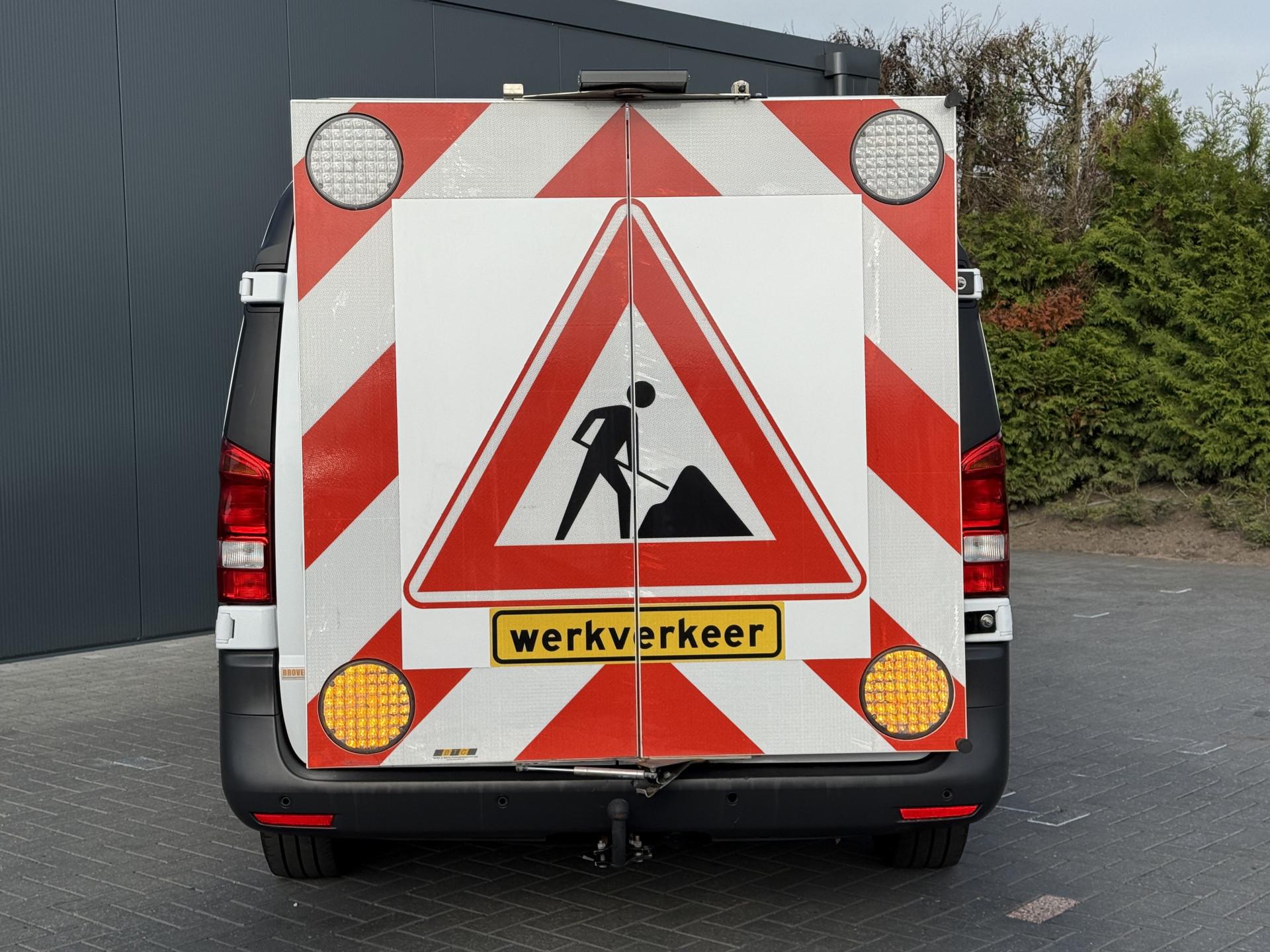 Foto 6 van Mercedes-Benz 116 CDI 164 PK / L2H1 / TREKHAAK / CAMERA / WERKVERKEER / ZWAAIBALK / ROLLSIGN / ACTIERAAM