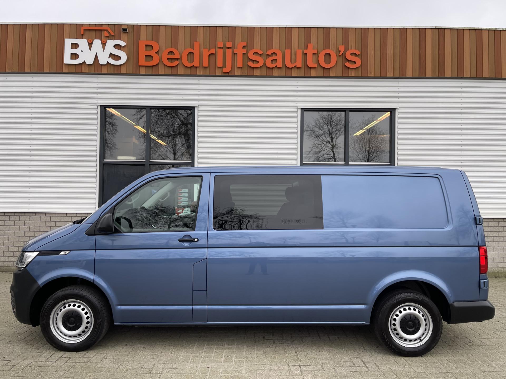 Foto 1 van Volkswagen Transporter 2.0 TDI 150pk dsg automaat L2H1 Comfortline T6.1 luxe DC 5 persoons! / vaste prijs rijklaar € 29.950 ex btw