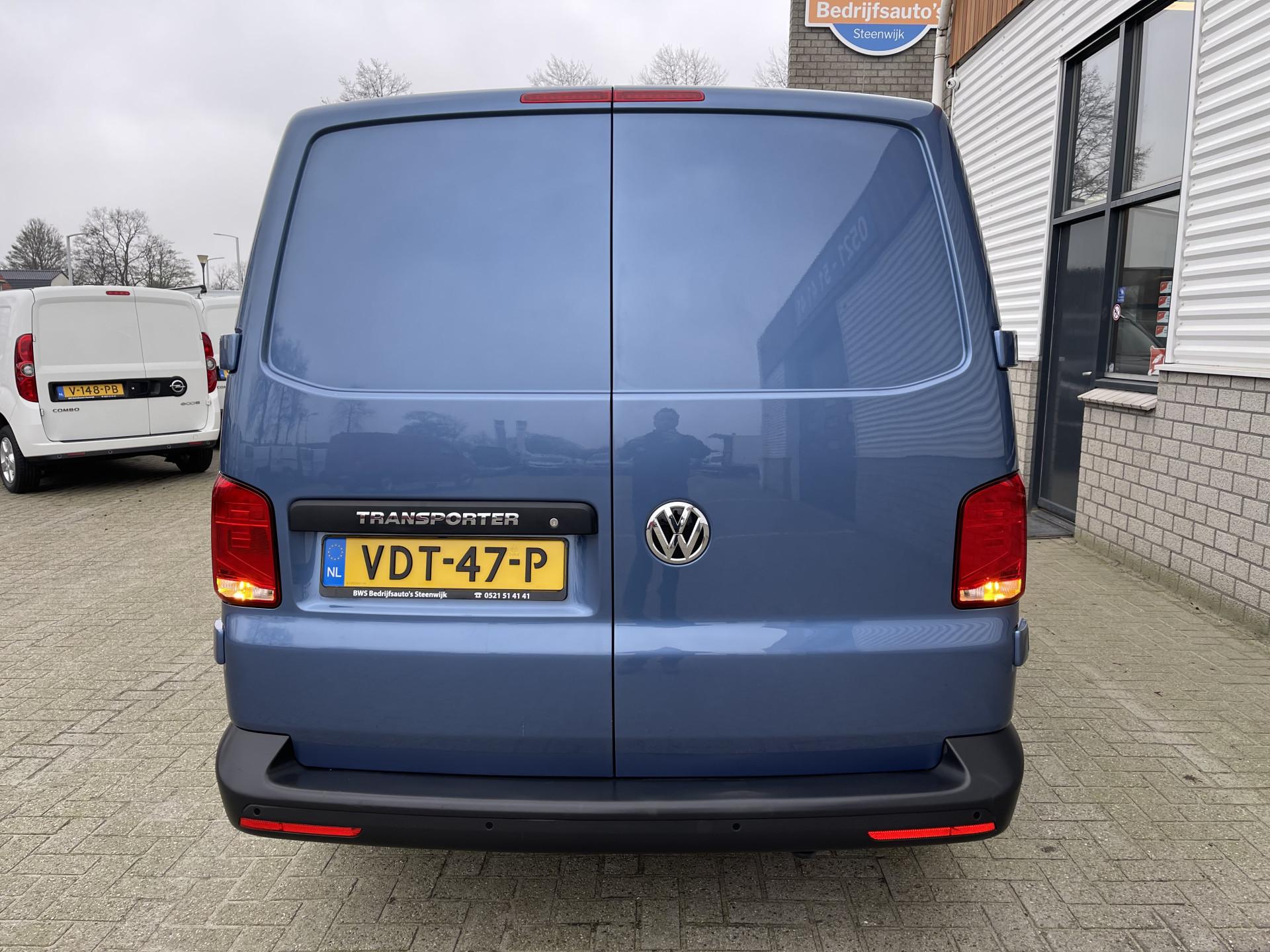 Foto 9 van Volkswagen Transporter 2.0 TDI 150pk dsg automaat L2H1 Comfortline T6.1 luxe DC 5 persoons! / vaste prijs rijklaar € 29.950 ex btw