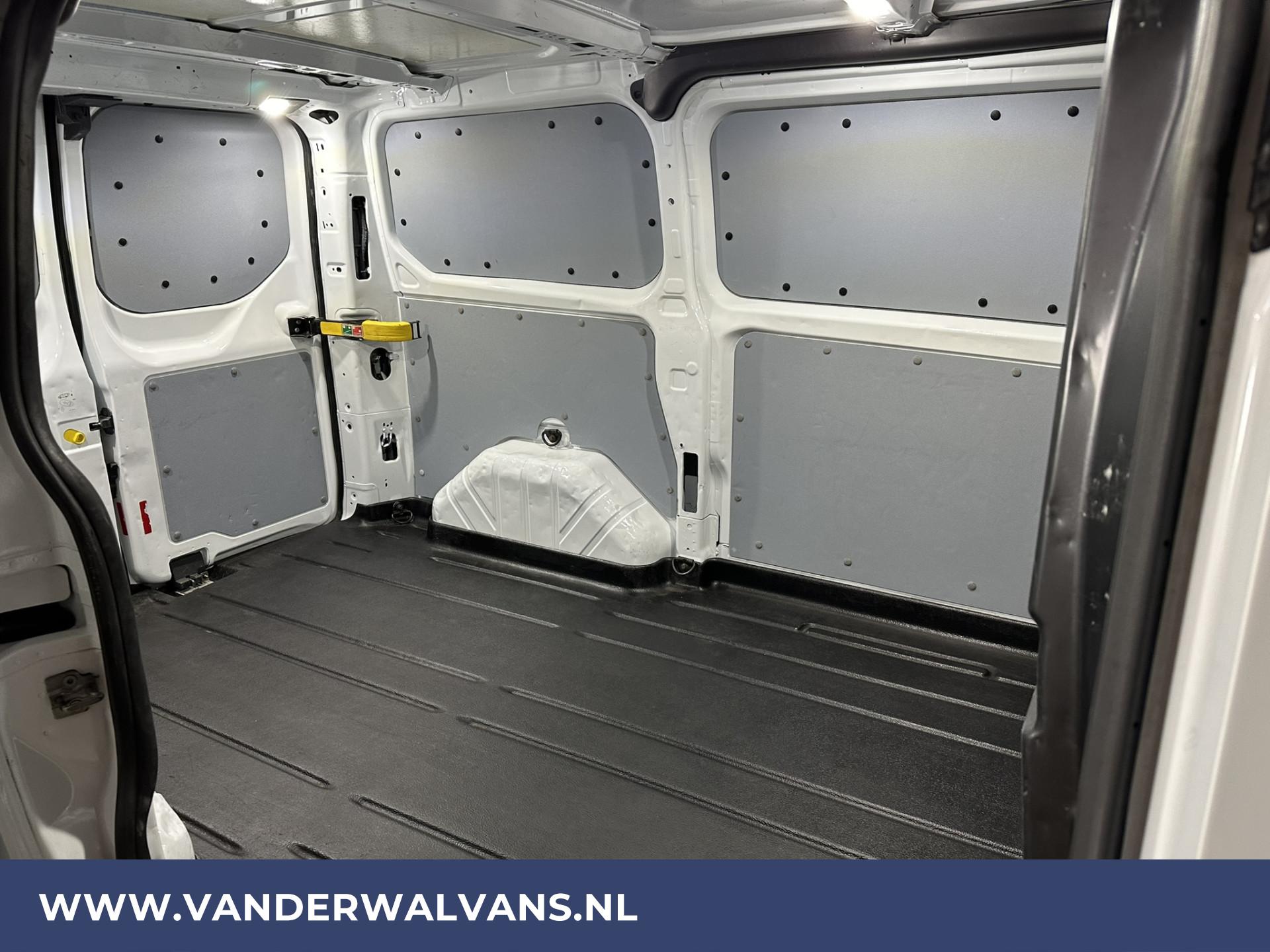 Foto 9 van Ford Transit Custom 2.0 TDCI L1H1 Euro6 Airco | LED | Cruisecontrol | Parkeersensoren