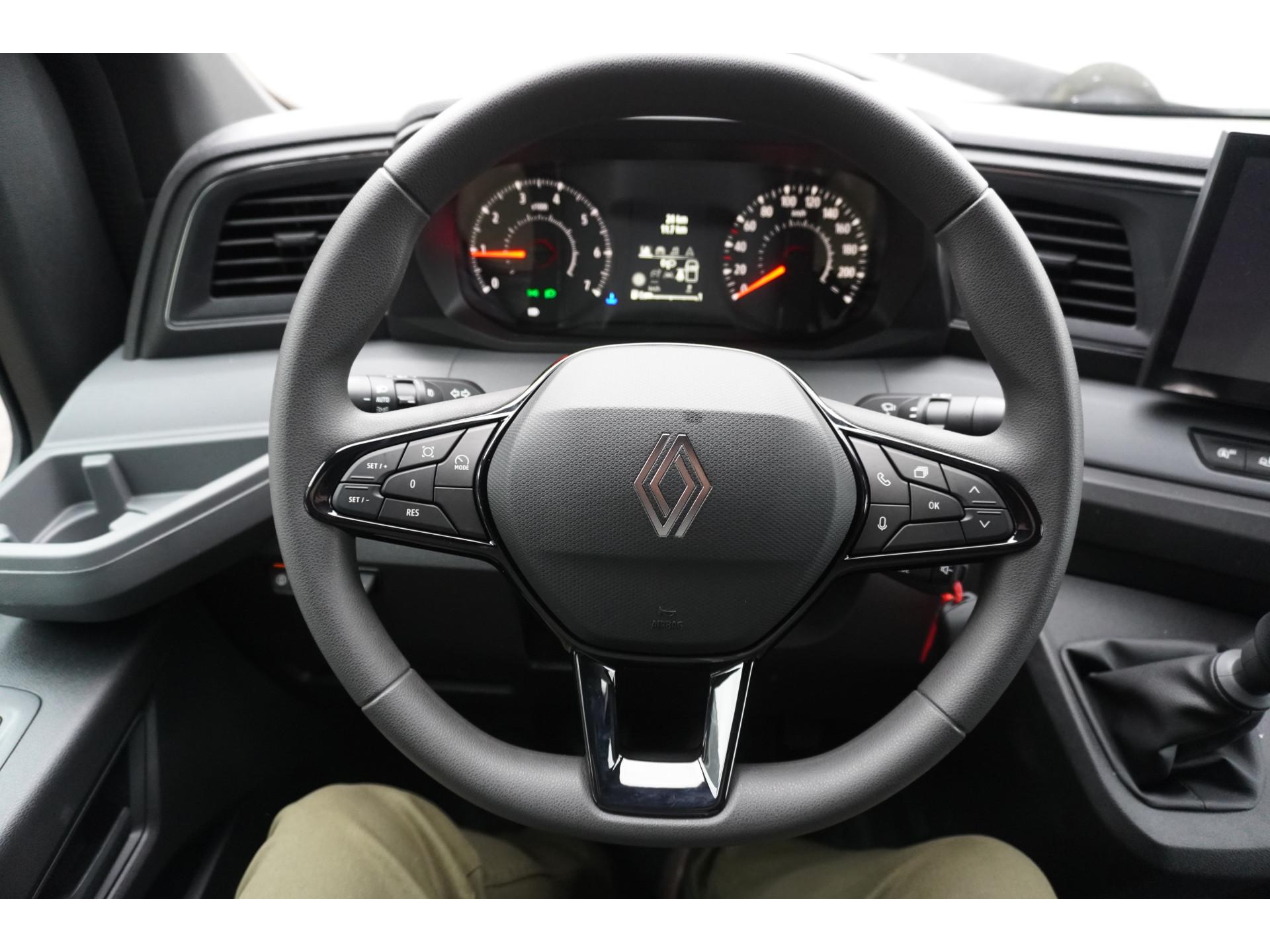 Foto 13 van Renault T35 2.0 dCi 170PK L3H2 Extra Schuifdeur links en Rechts