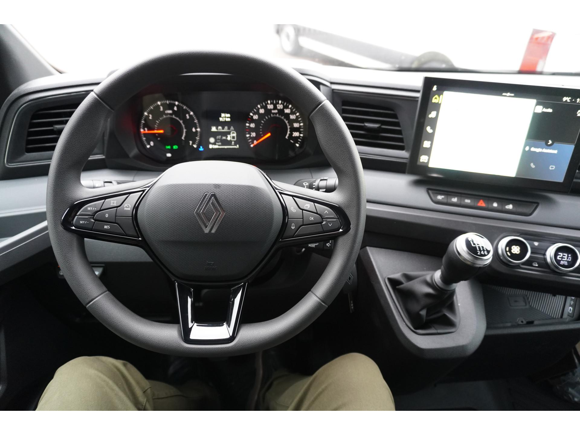 Foto 14 van Renault T35 2.0 dCi 170PK L3H2 Extra Schuifdeur links en Rechts