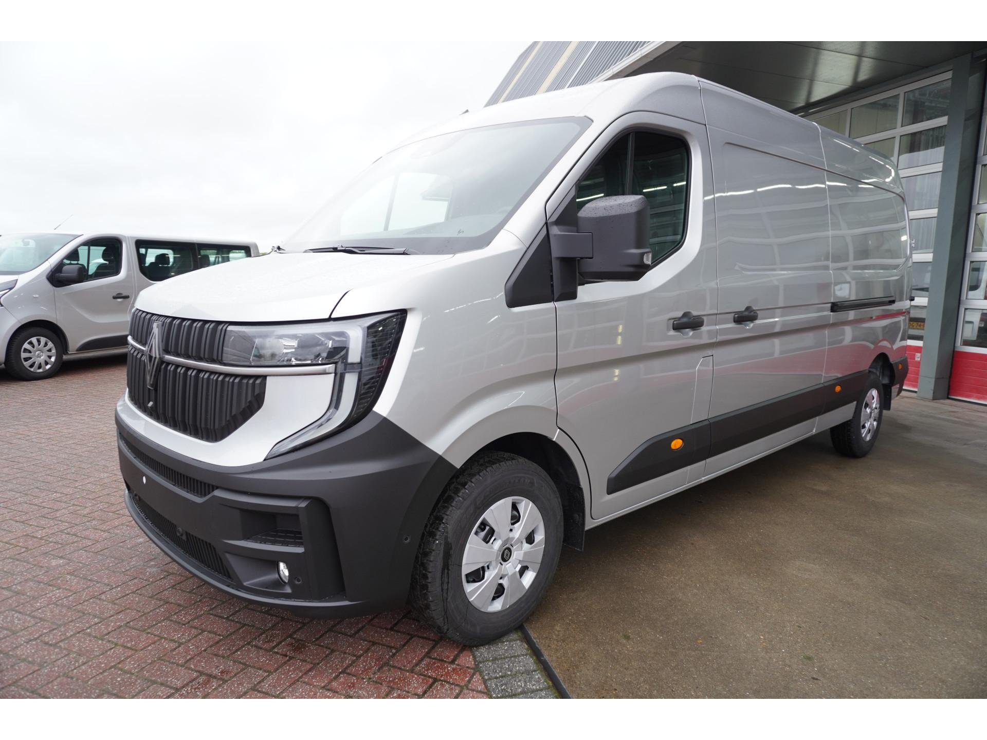 Foto 8 van Renault T35 2.0 dCi 170PK L3H2 Extra Schuifdeur links en Rechts