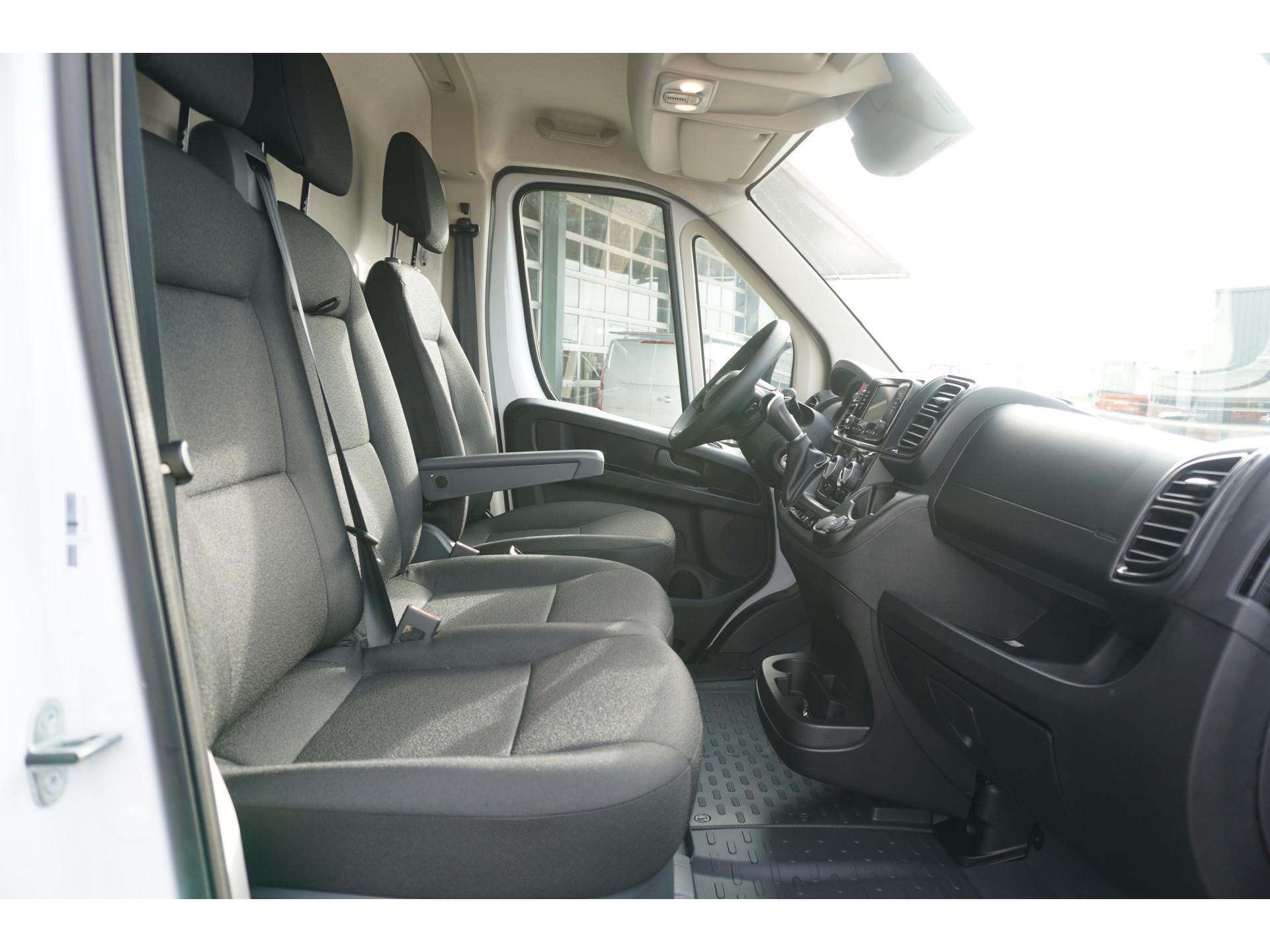 Foto 13 van Fiat 2.2 MultiJet 180PK S&S L3H2 Automaat