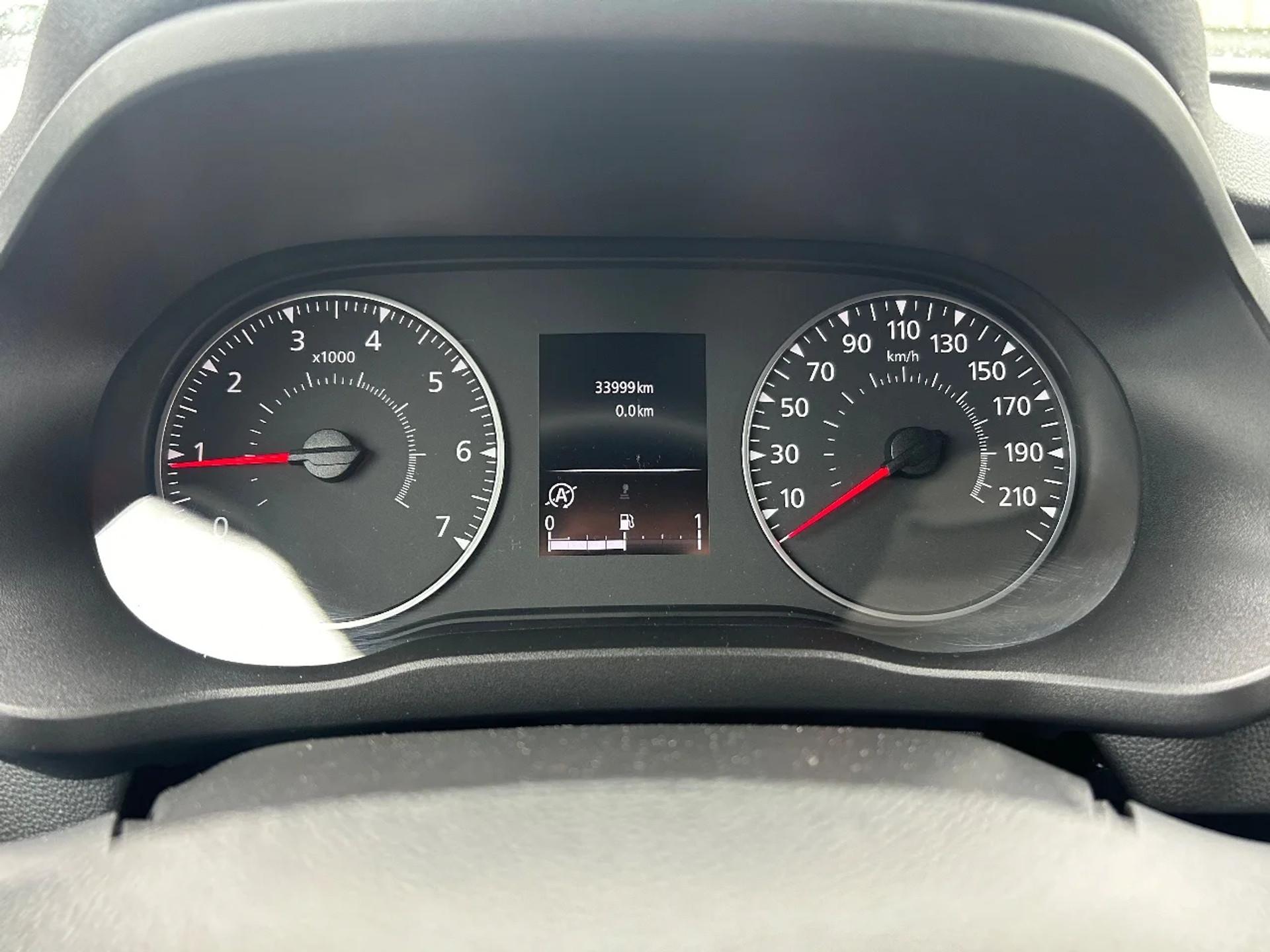 Foto 13 van Renault 1.5DCI Airco Navi Cruisecontrol Trekhaak 34.000KM