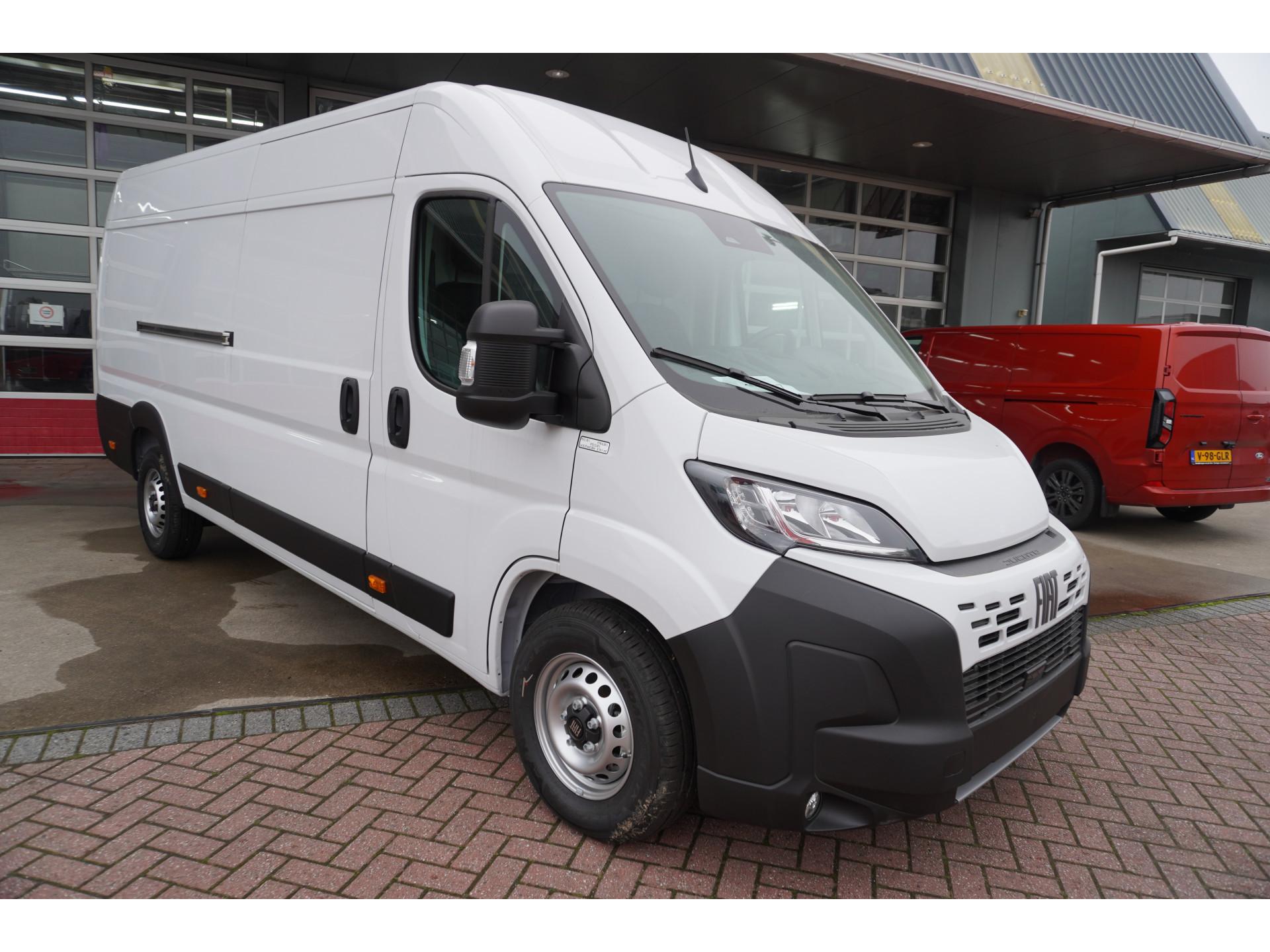 Foto 2 van Fiat 2.2 MultiJet 140PK S&S L4H2 3.5t Betimmering