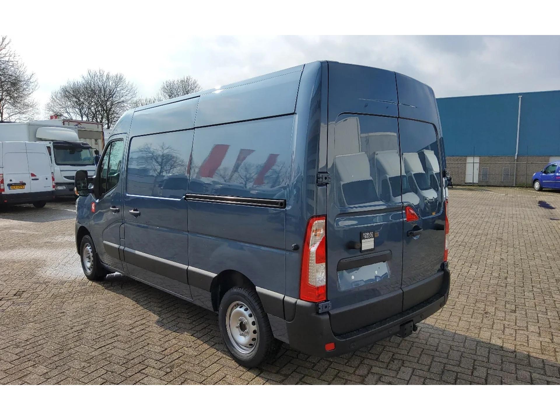 Foto 6 van Renault Master 180.35 EURO 6 L2H2 GESLOTEN METALLIC BLAUW-GRIJS