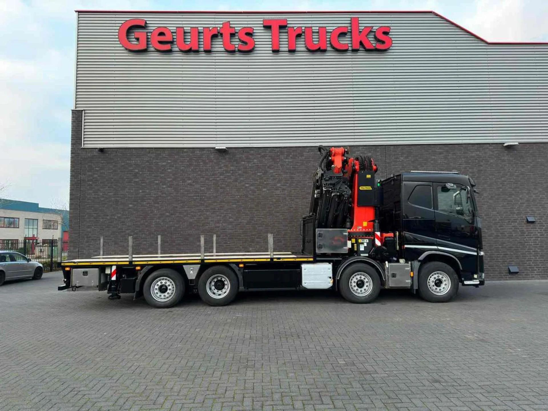 Foto 11 van Volvo FH 500 8X2 + PALFINGER PK 110002-SH G + JIB PJ 125 E KRAAN/KRAN/CRANE/GRUA