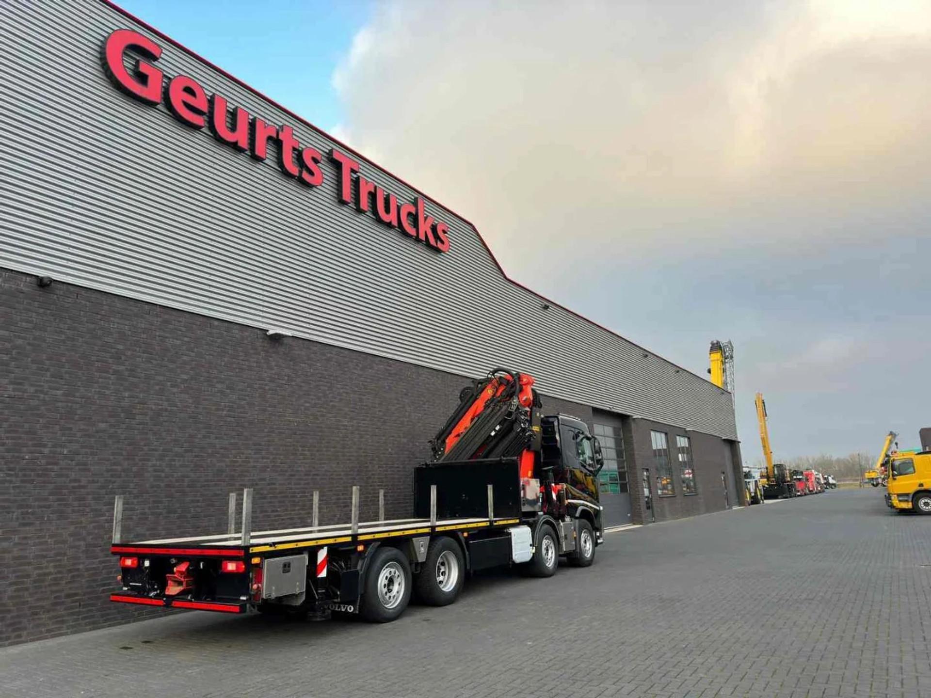 Foto 12 van Volvo FH 500 8X2 + PALFINGER PK 110002-SH G + JIB PJ 125 E KRAAN/KRAN/CRANE/GRUA