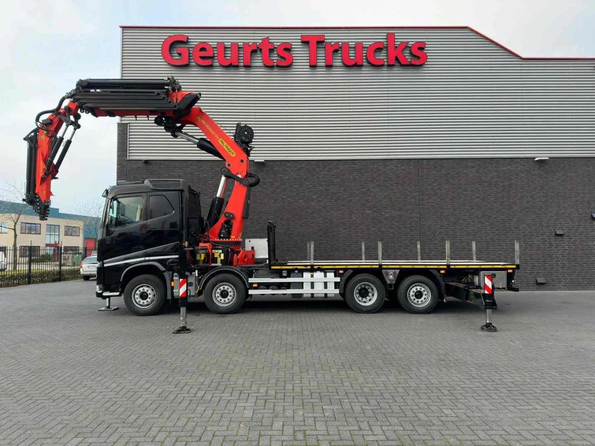 Foto 7 van Volvo FH 500 8X2 + PALFINGER PK 110002-SH G + JIB PJ 125 E KRAAN/KRAN/CRANE/GRUA