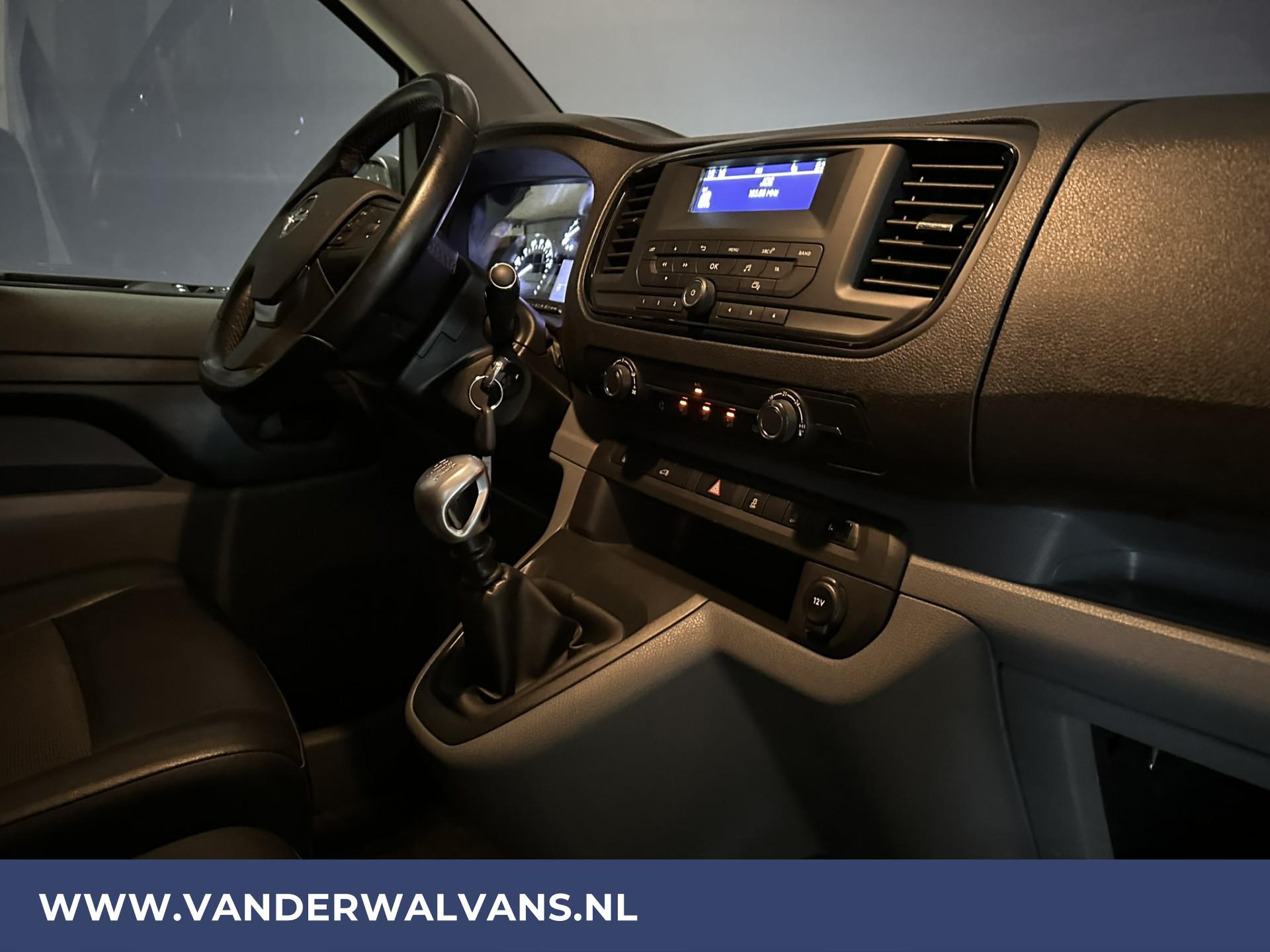 Foto 12 van Opel Vivaro 2.0 CDTI 123pk L2H1 Euro6 Airco | Bumpers in kleur | Camera | Cruisecontrol | Parkeersensoren