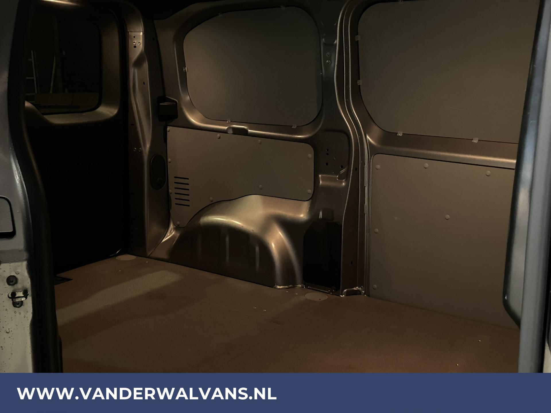 Foto 8 van Opel Vivaro 2.0 CDTI 123pk L2H1 Euro6 Airco | Bumpers in kleur | Camera | Cruisecontrol | Parkeersensoren