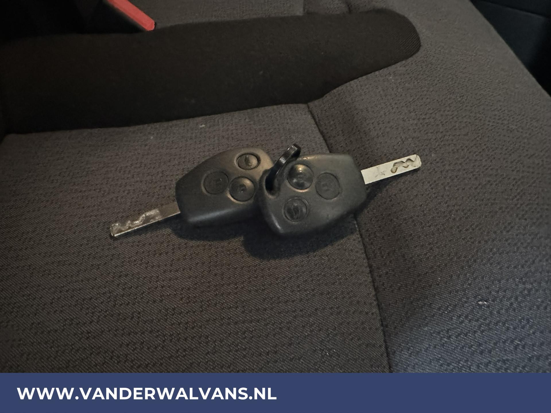 Foto 19 van Opel Vivaro 1.6 CDTI 125pk L2H1 Euro6 Airco | Navigatie | Trekhaak | Cruisecontrol