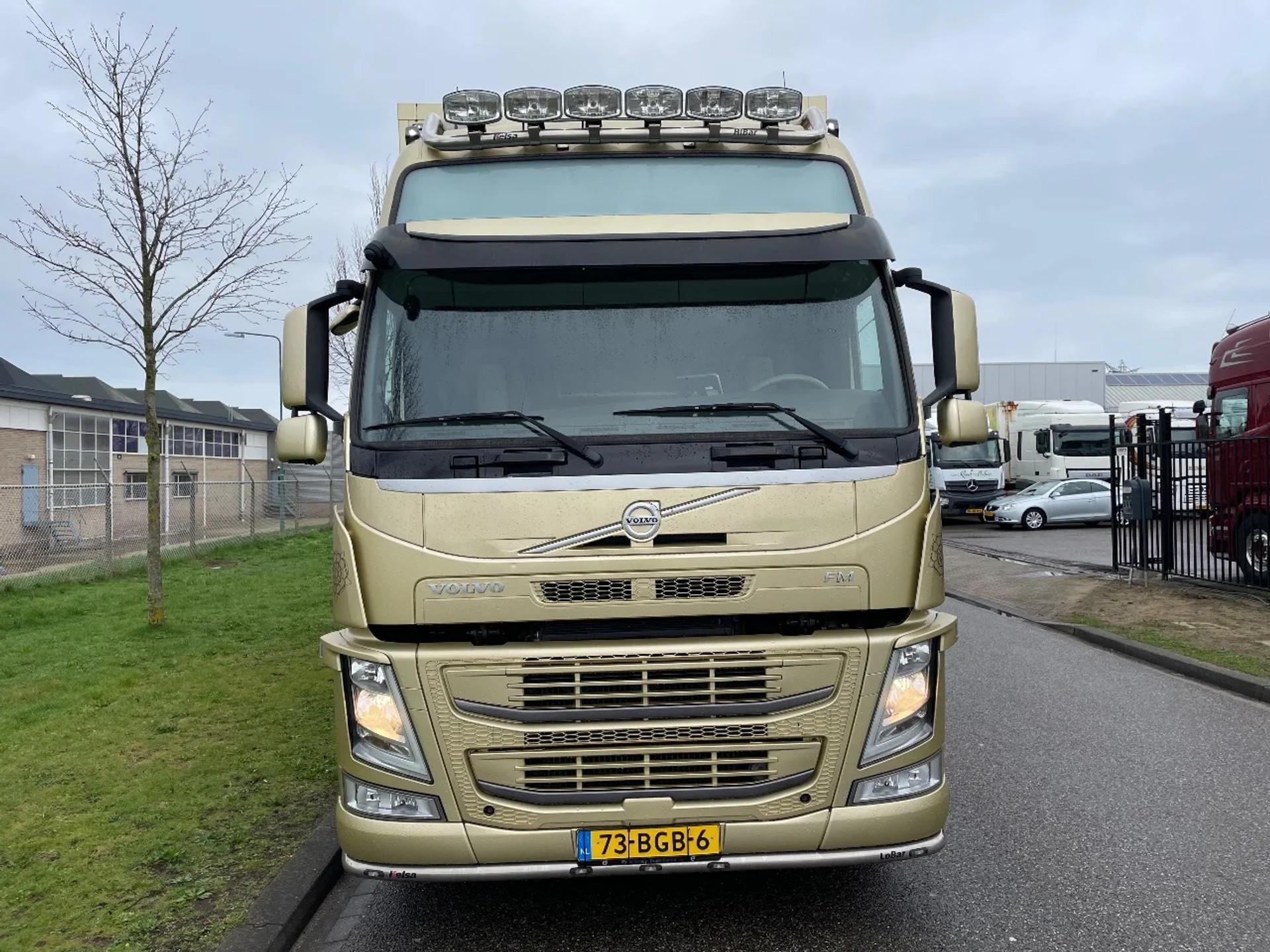 Foto 3 van Volvo FM Flowertruck ! Only 256.000 km ! Euro 6 ! 2015