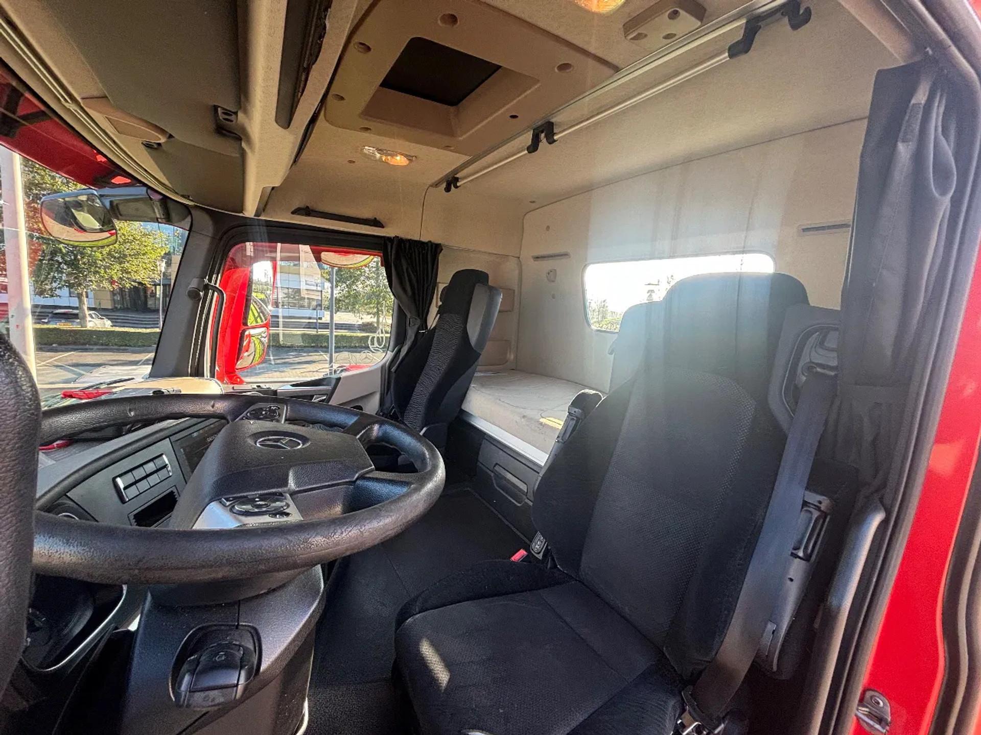 Foto 42 van Mercedes-Benz Actros 1842 LS 2012 415.000KM Xenon Nederlandse Truck