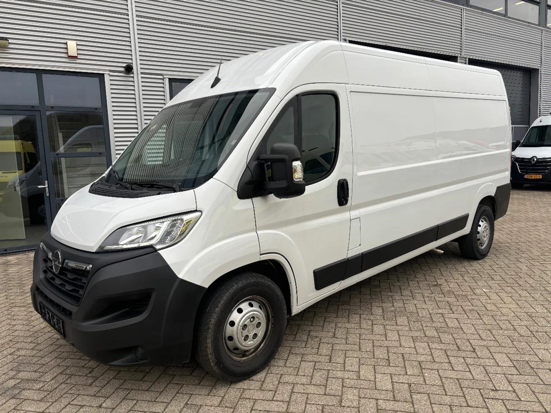 Foto 2 van Opel 2.2CDTI L3H2 165PK Airco Cruisecontrol 45.000KM EURO 6