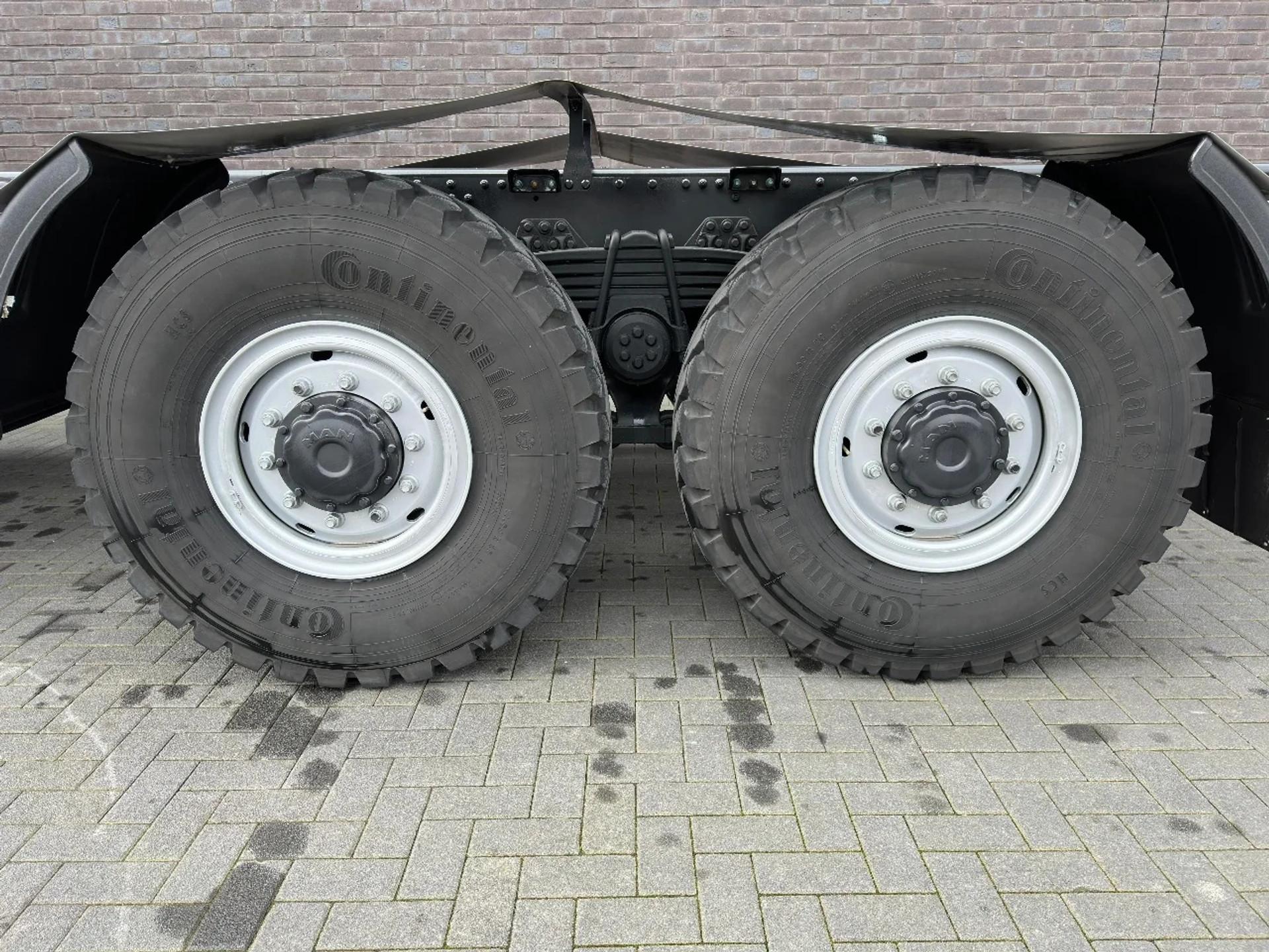 Foto 14 van MAN TGS 33.540 6X6 BB CH HEAVY DUTY CHASSIS CABINE/NIEUW/NEUE/NEW