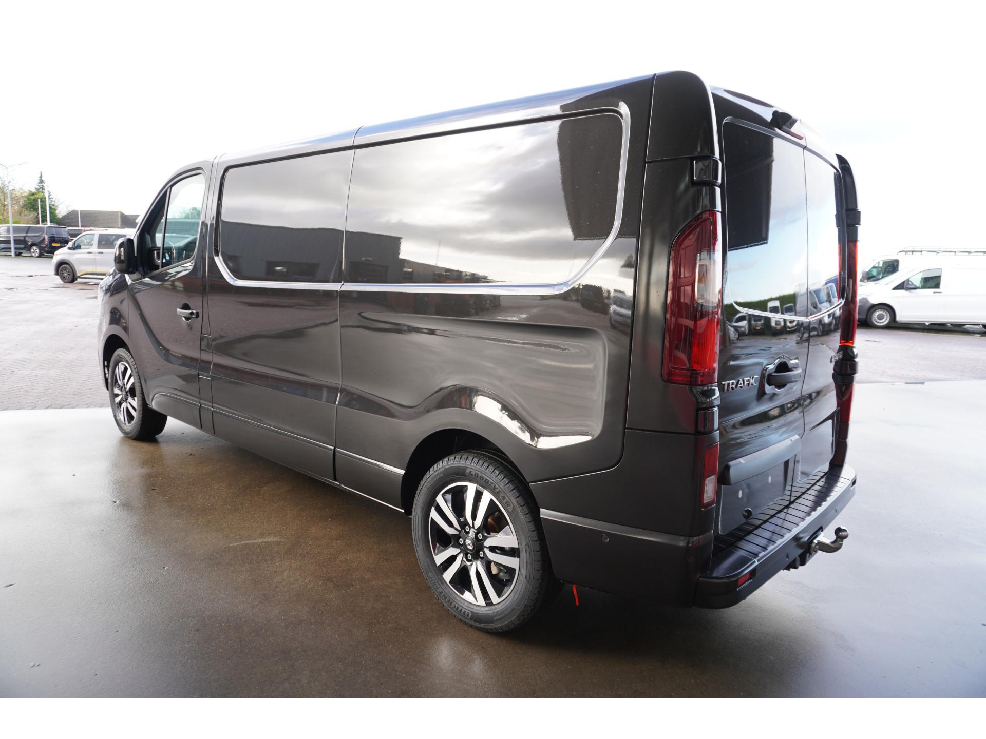 Foto 7 van Renault 2.0 Blue dCi 170PK T30 L2H1 Extra Automaat