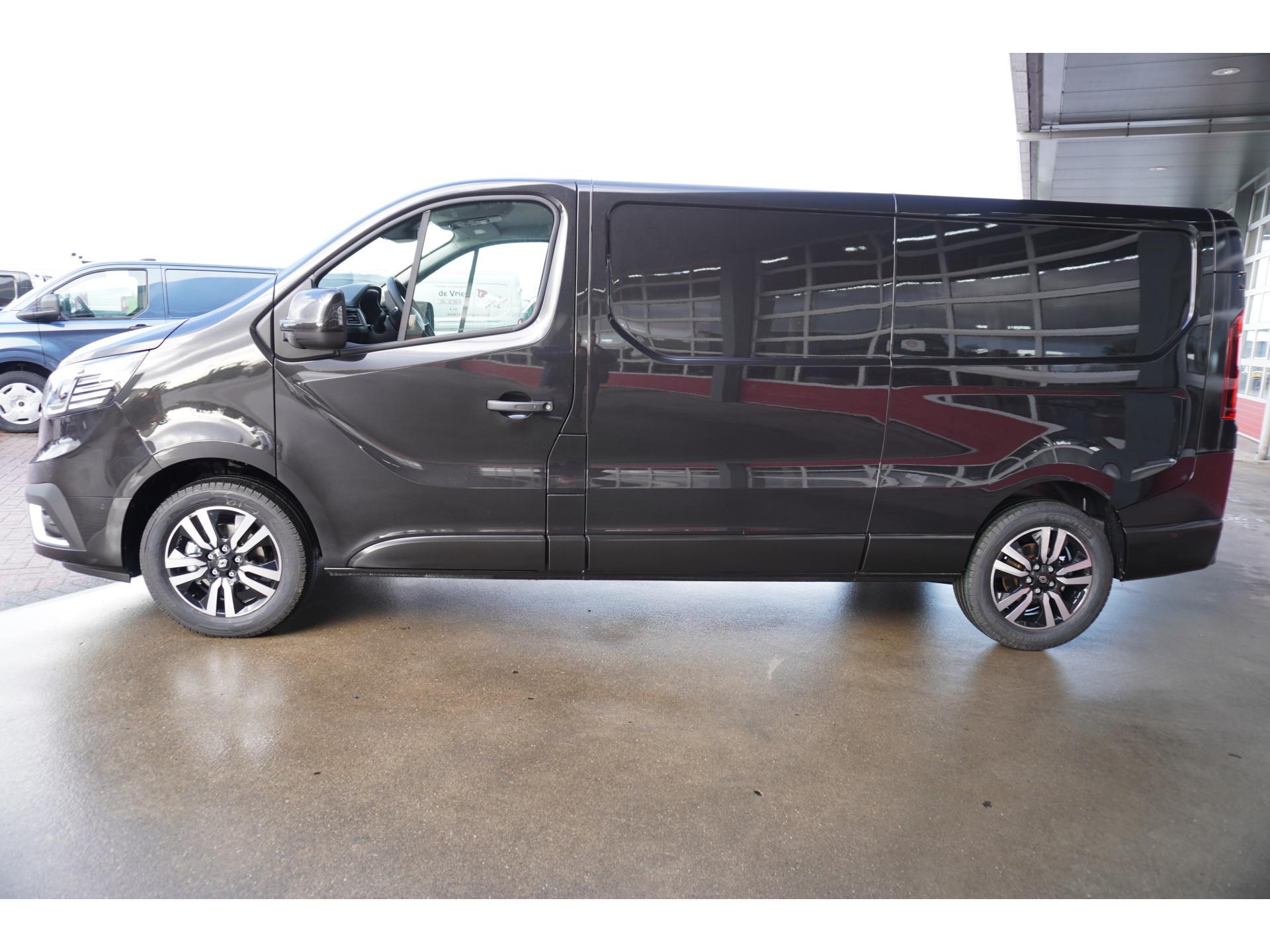 Foto 8 van Renault 2.0 Blue dCi 170PK T30 L2H1 Extra Automaat