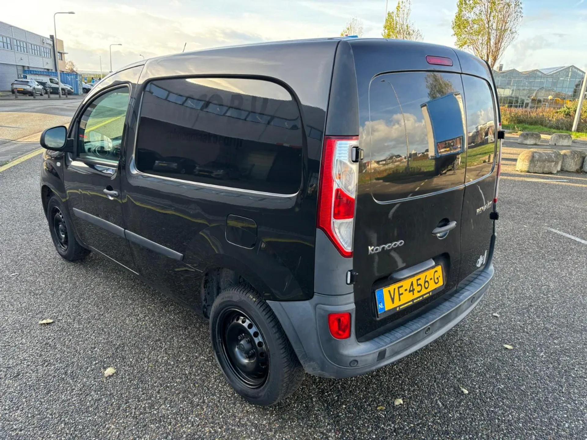 Foto 5 van Renault 1.5DCI L1H1 EURO 5 104.000KM