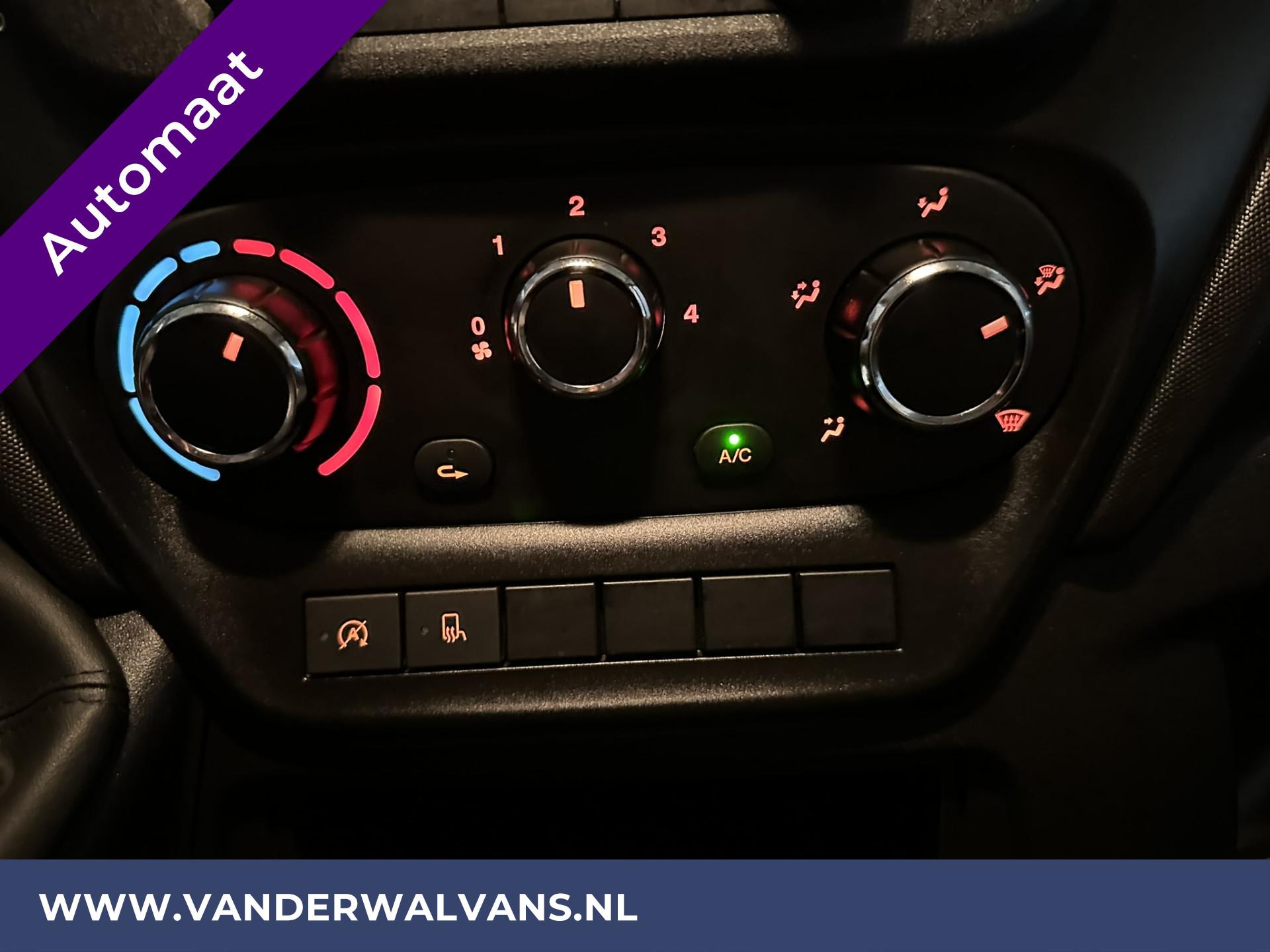 Foto 6 van Iveco Daily 35S14V Automaat L2H2 KORT Euro6 Airco | Imperiaal | Trap | 3500kg Trekhaak | LED