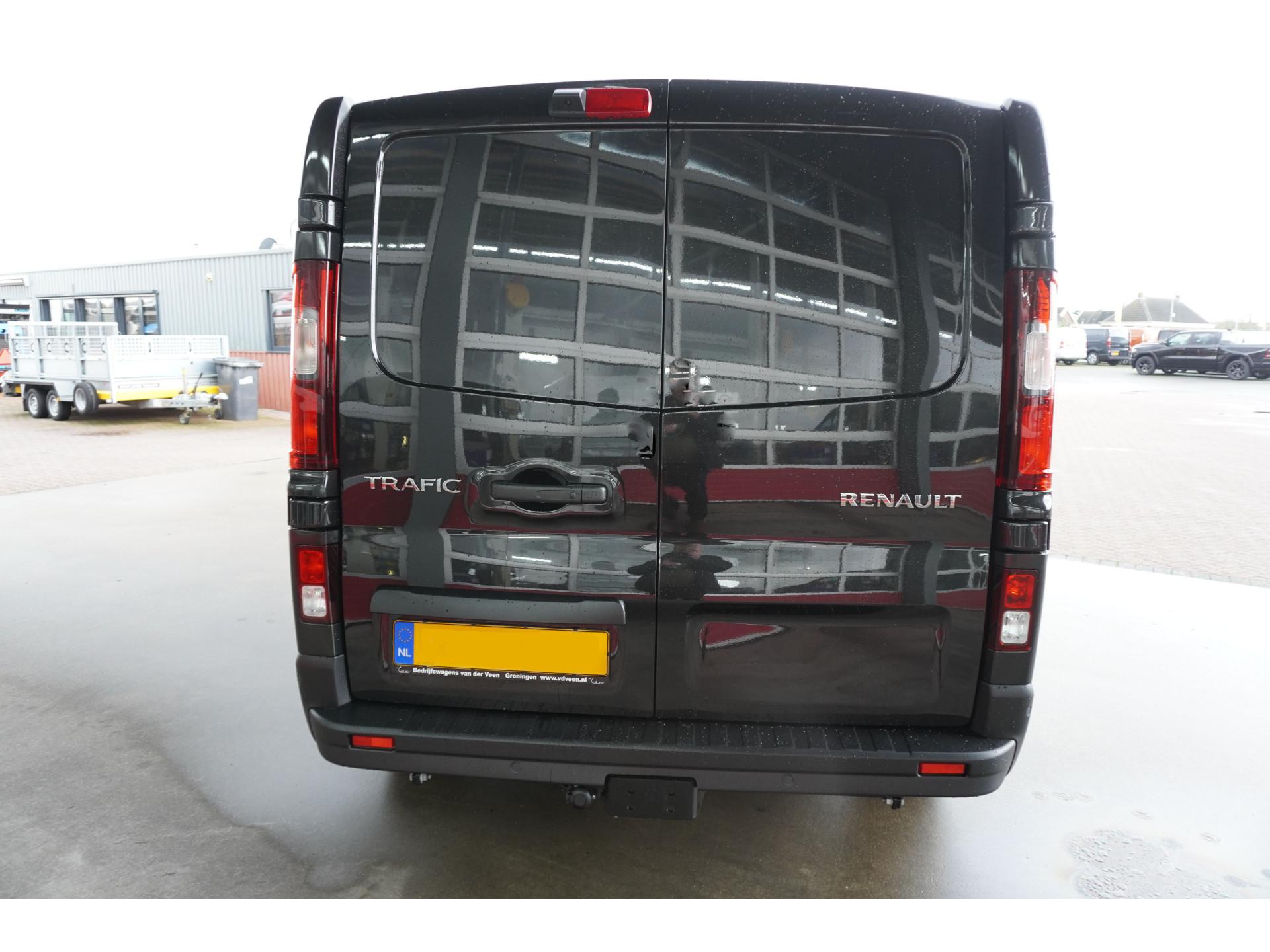 Foto 6 van Renault 2.0 dCi 170PK T30 L2H1 Luxe Automaat Schuifdeur L/R